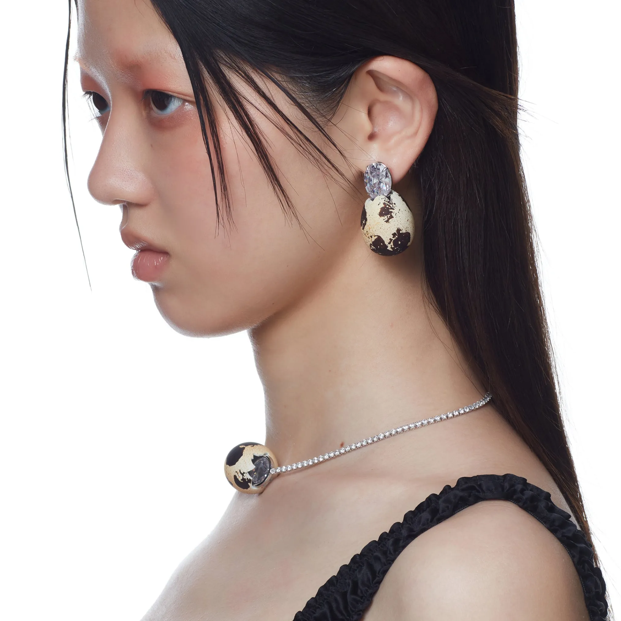 ElectricGirl / Newborn Bird Egg Gemstone Earring