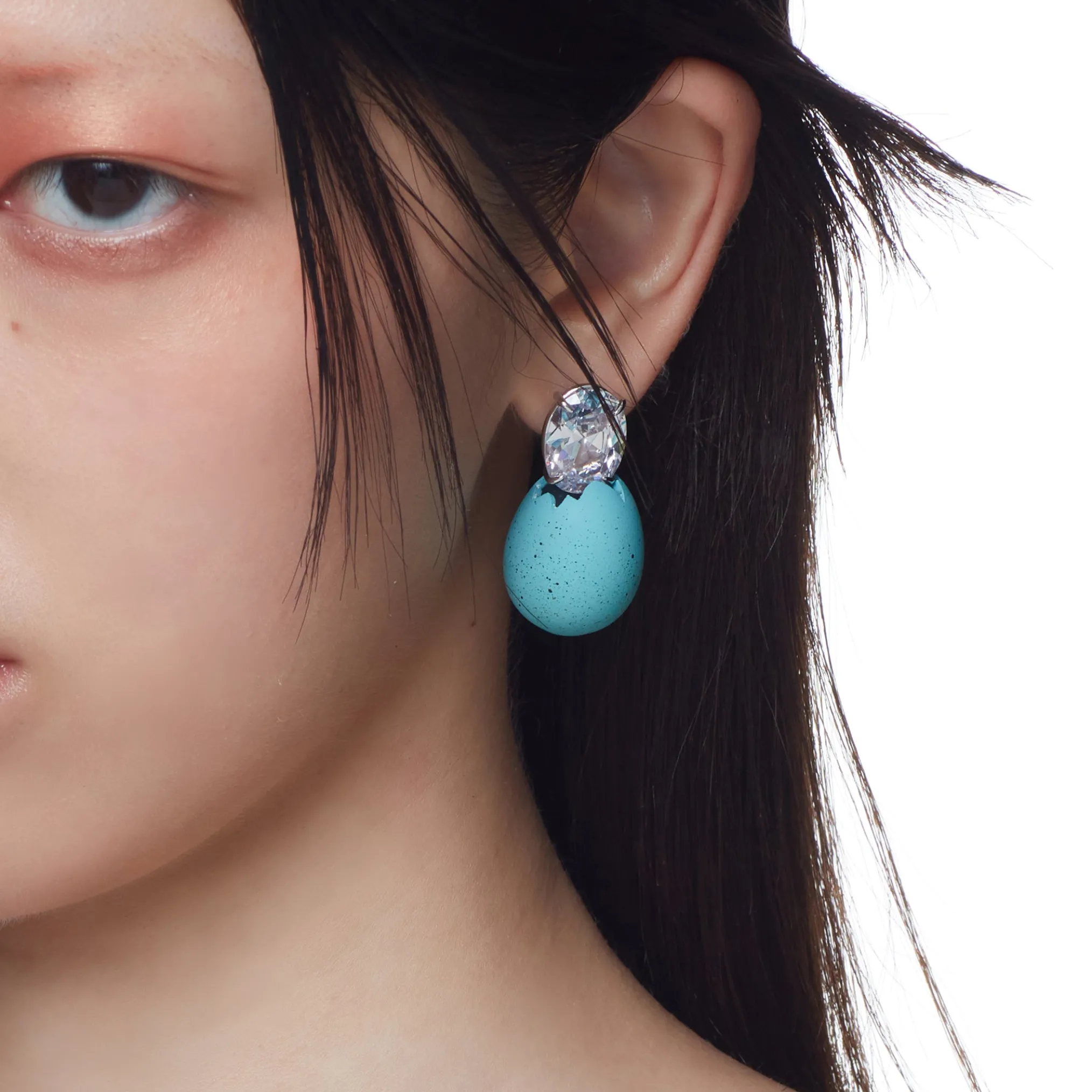 ElectricGirl / Newborn Bird Egg Gemstone Earring