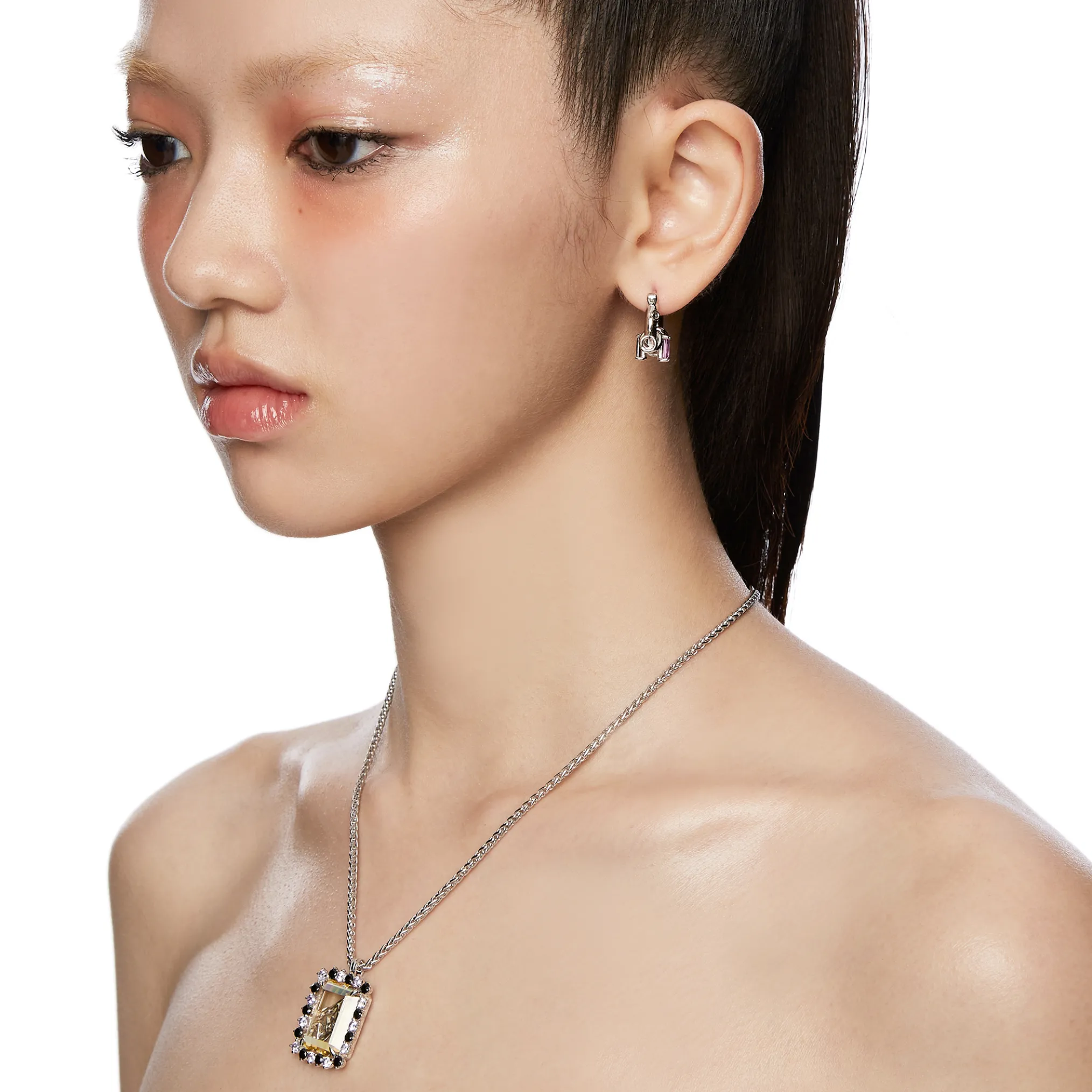 ElectricGirl / Square Gem Photo Frame Necklace