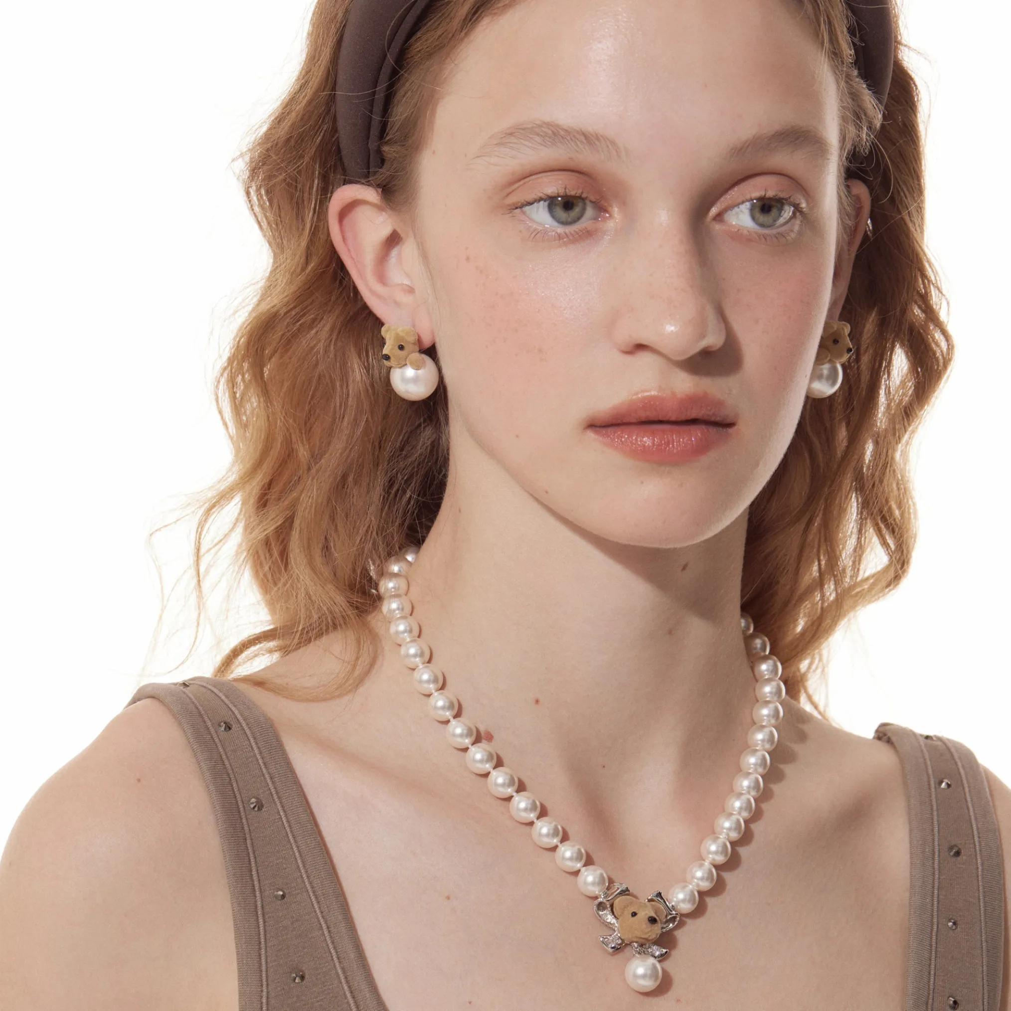 Paradise / Bear Head Bow Pearl Necklace