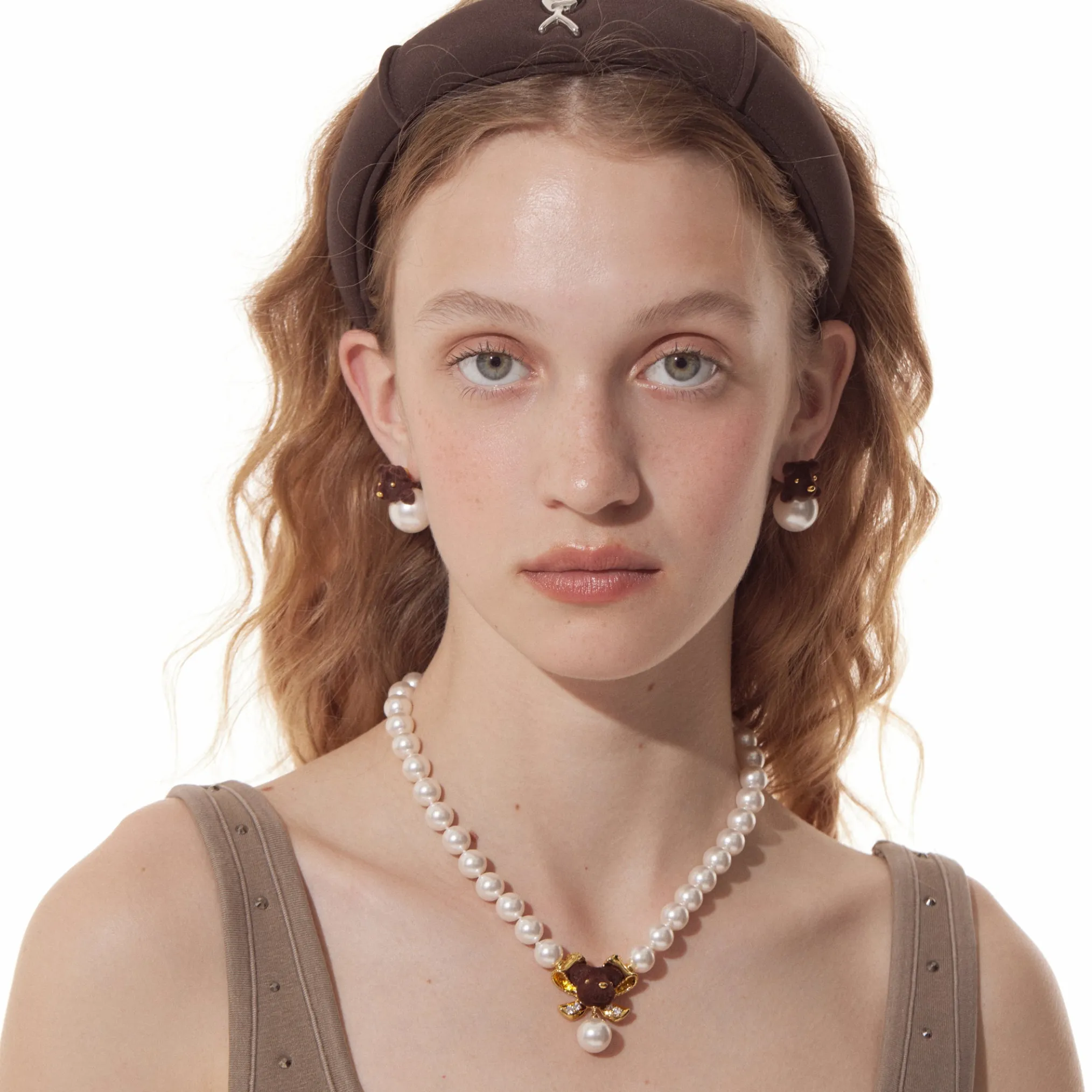 Paradise / Bear Head Bow Pearl Necklace