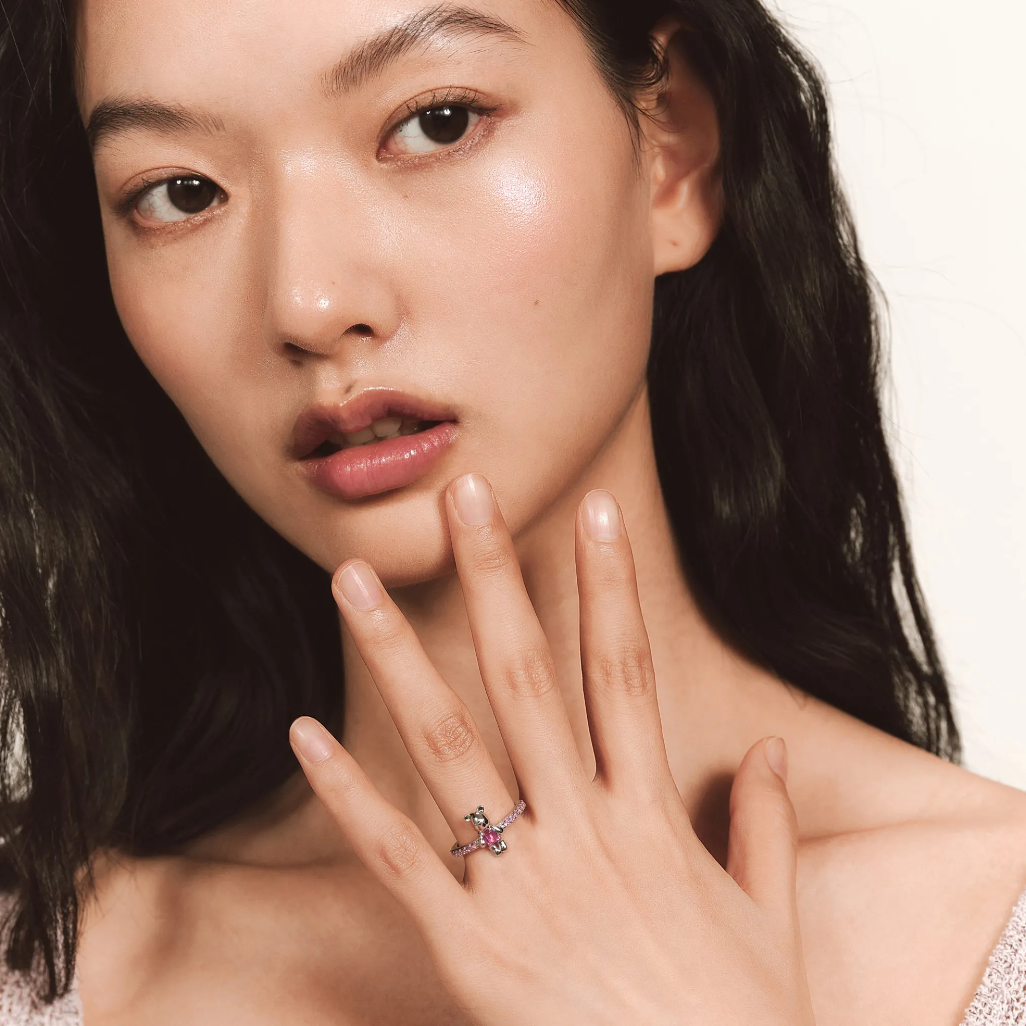 Paradise / Bear Inlaid Stone Ring