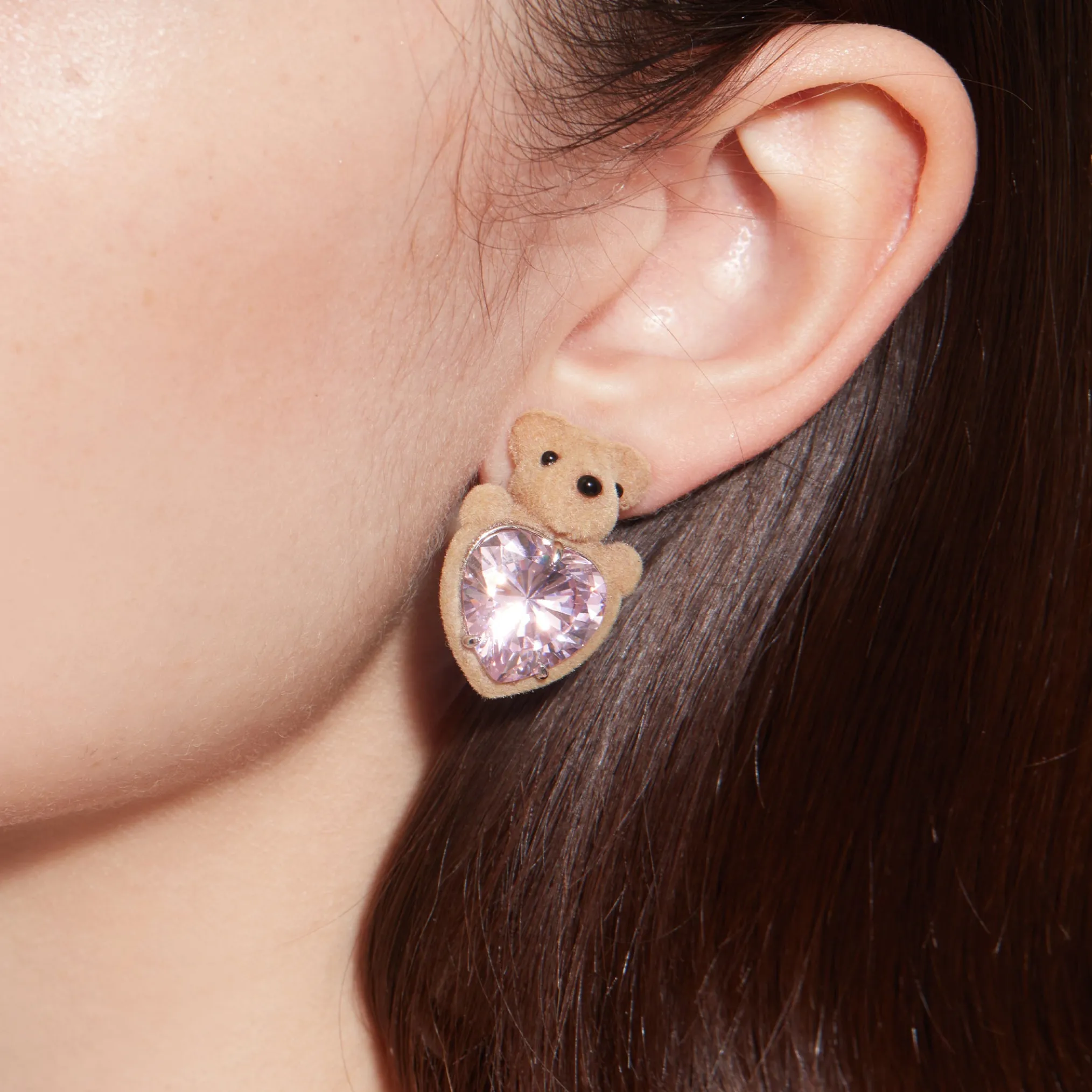 Paradise / Flocked Bear Head Heart Earring