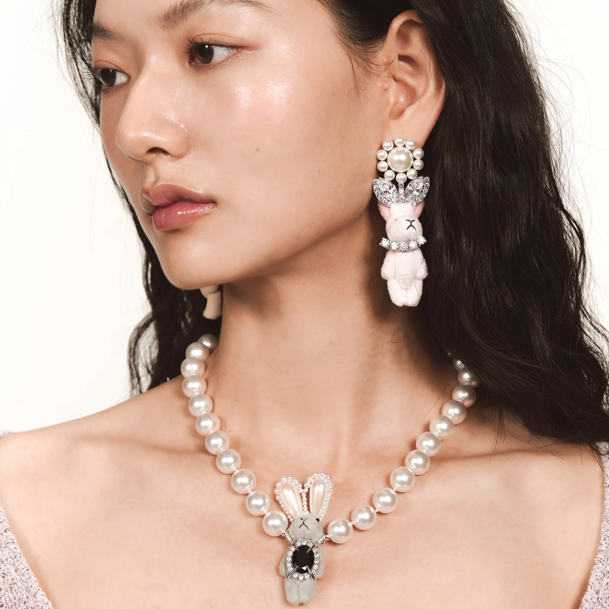 Paradise / Gem Plush Rabbit Pearl Necklace