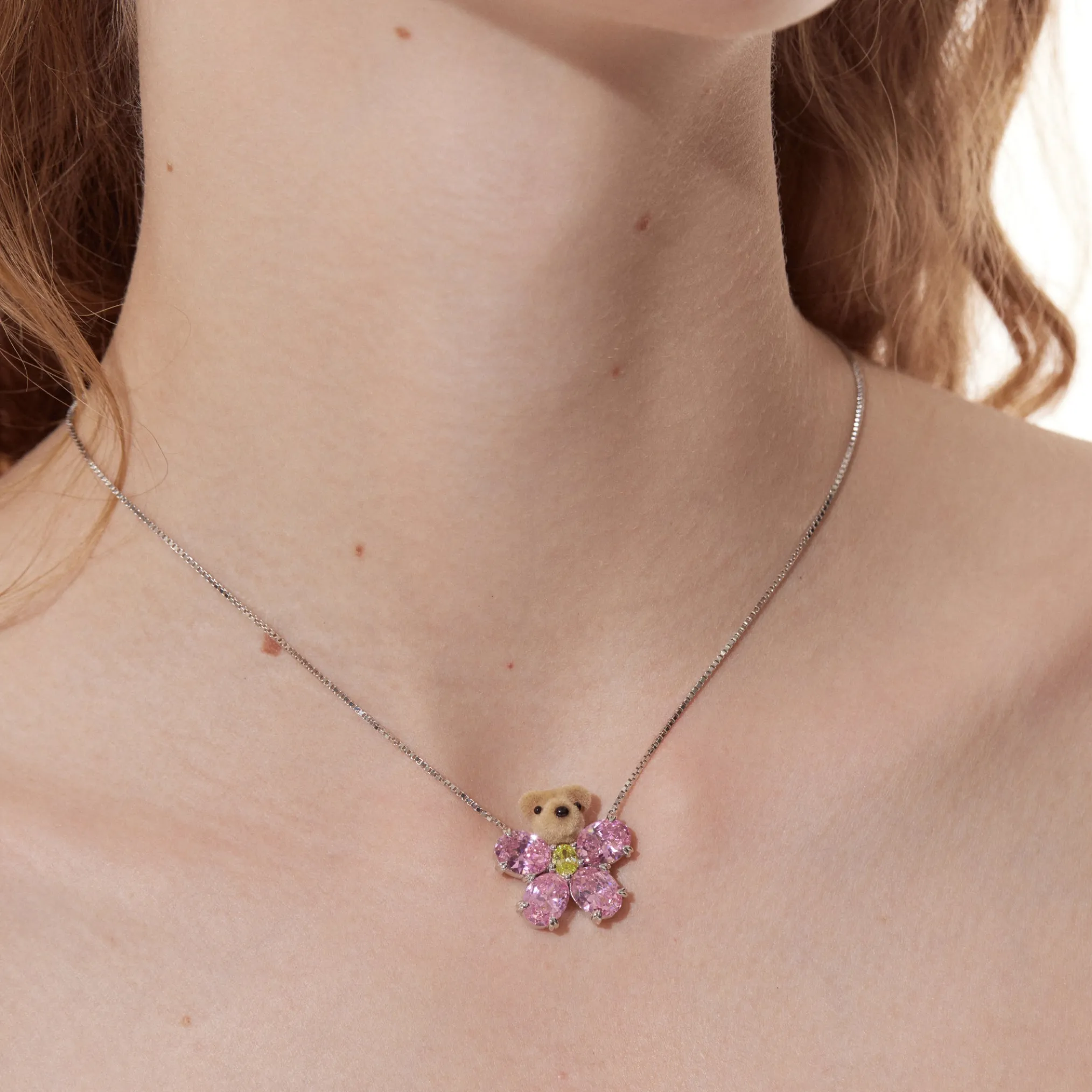 Paradise / Gemstone Flower Bear Necklace