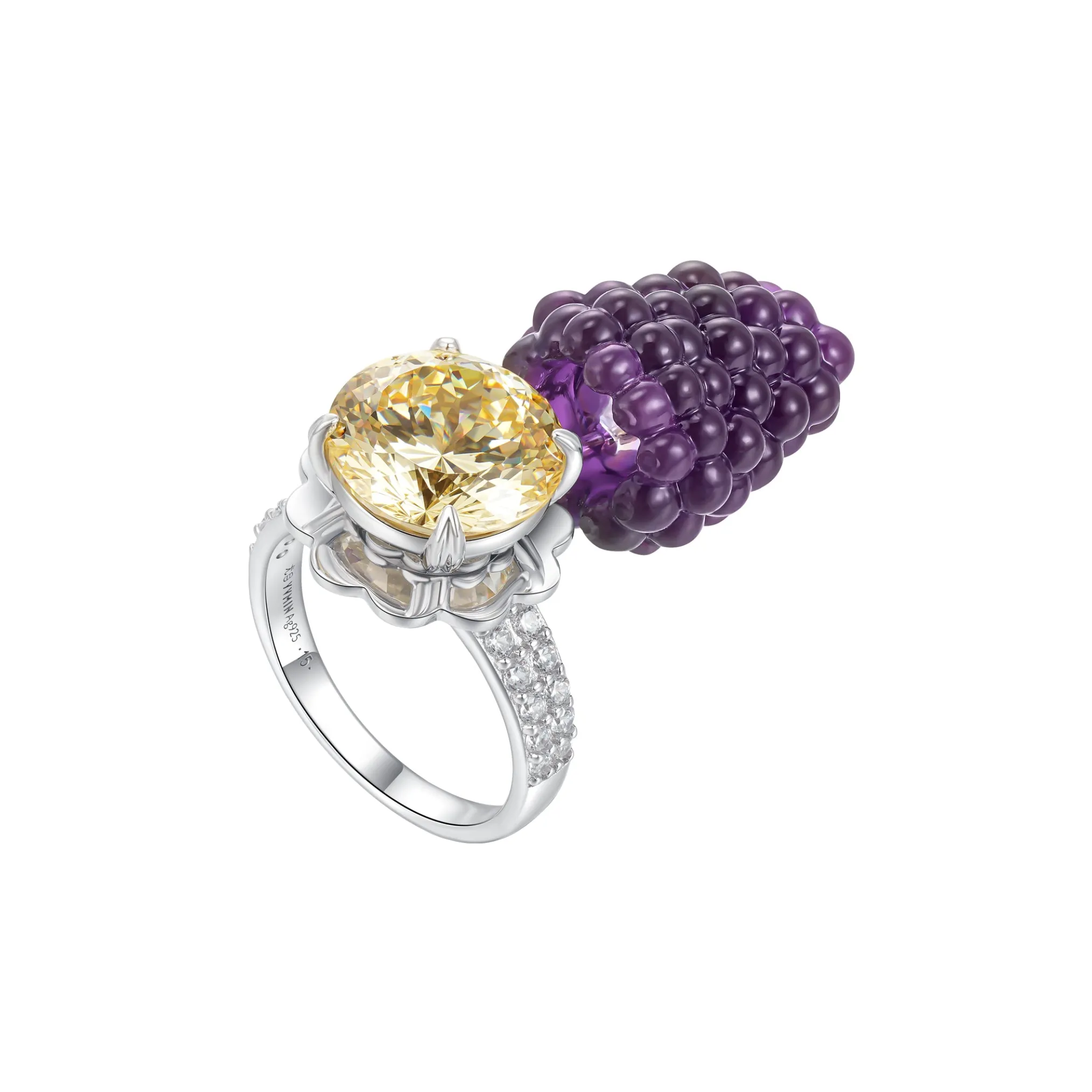 Paradise / Mulberry Gemstone Ring