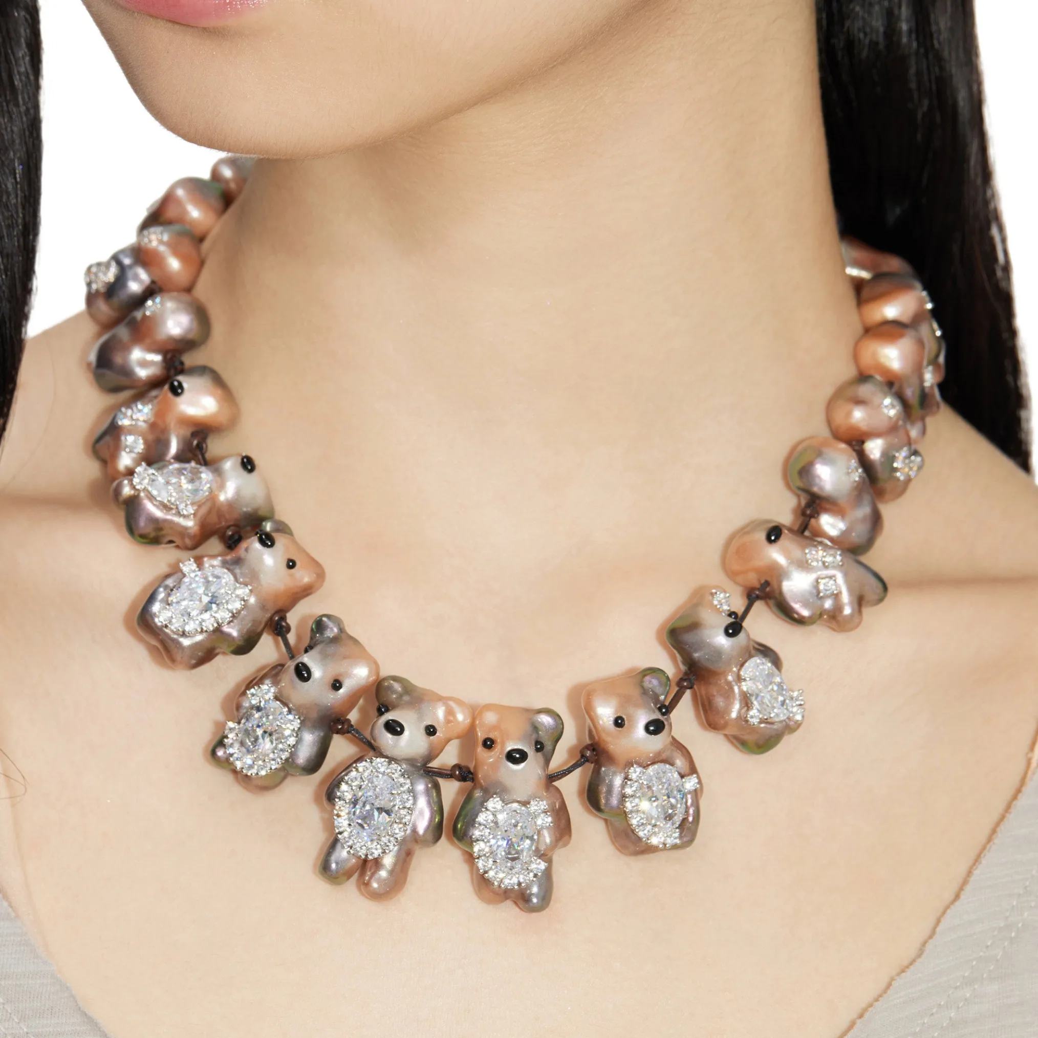 Paradise / Multi-Colored Mini Pearlescent Bear Pearl Necklace