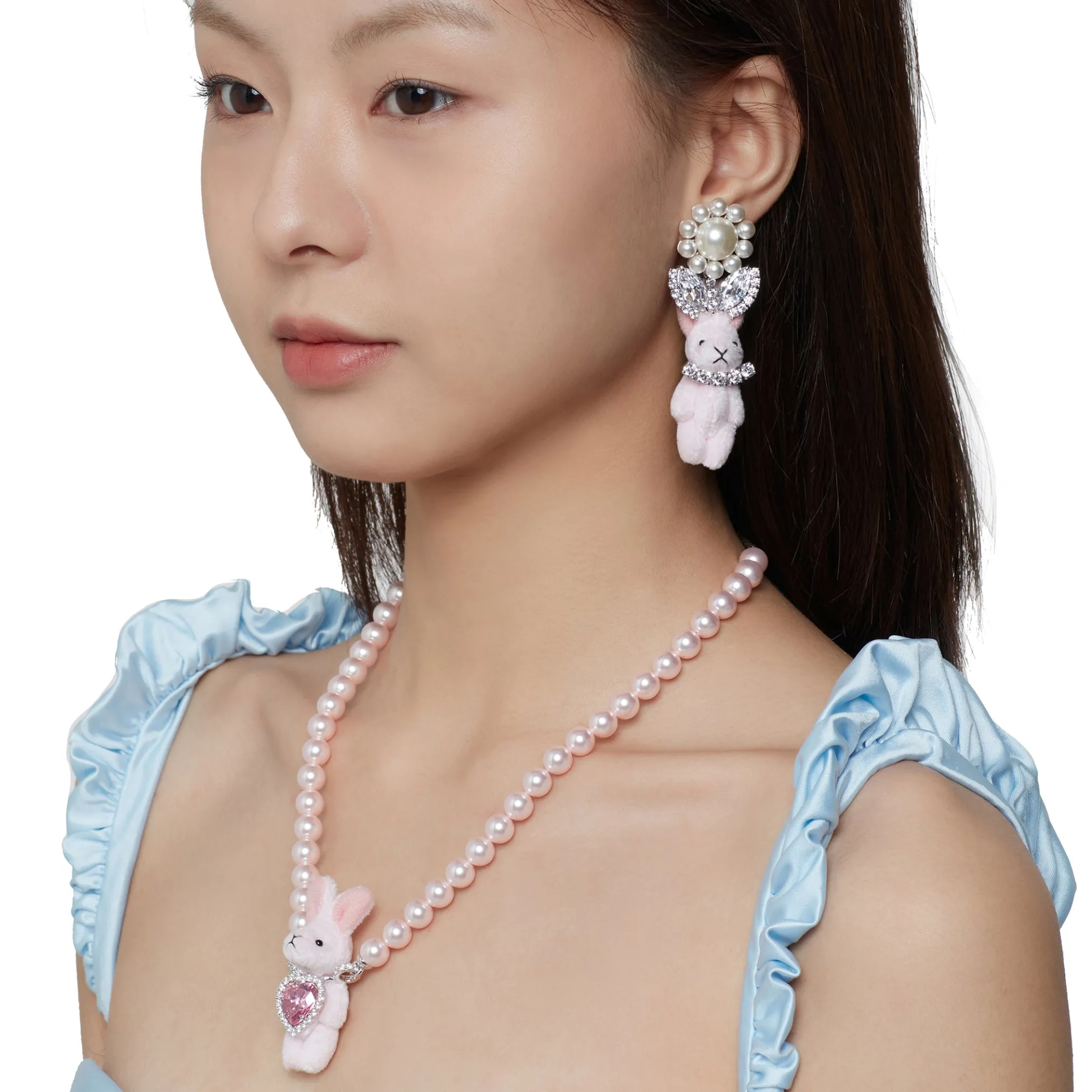 Paradise / Pearl Chain Rabbit Necklace