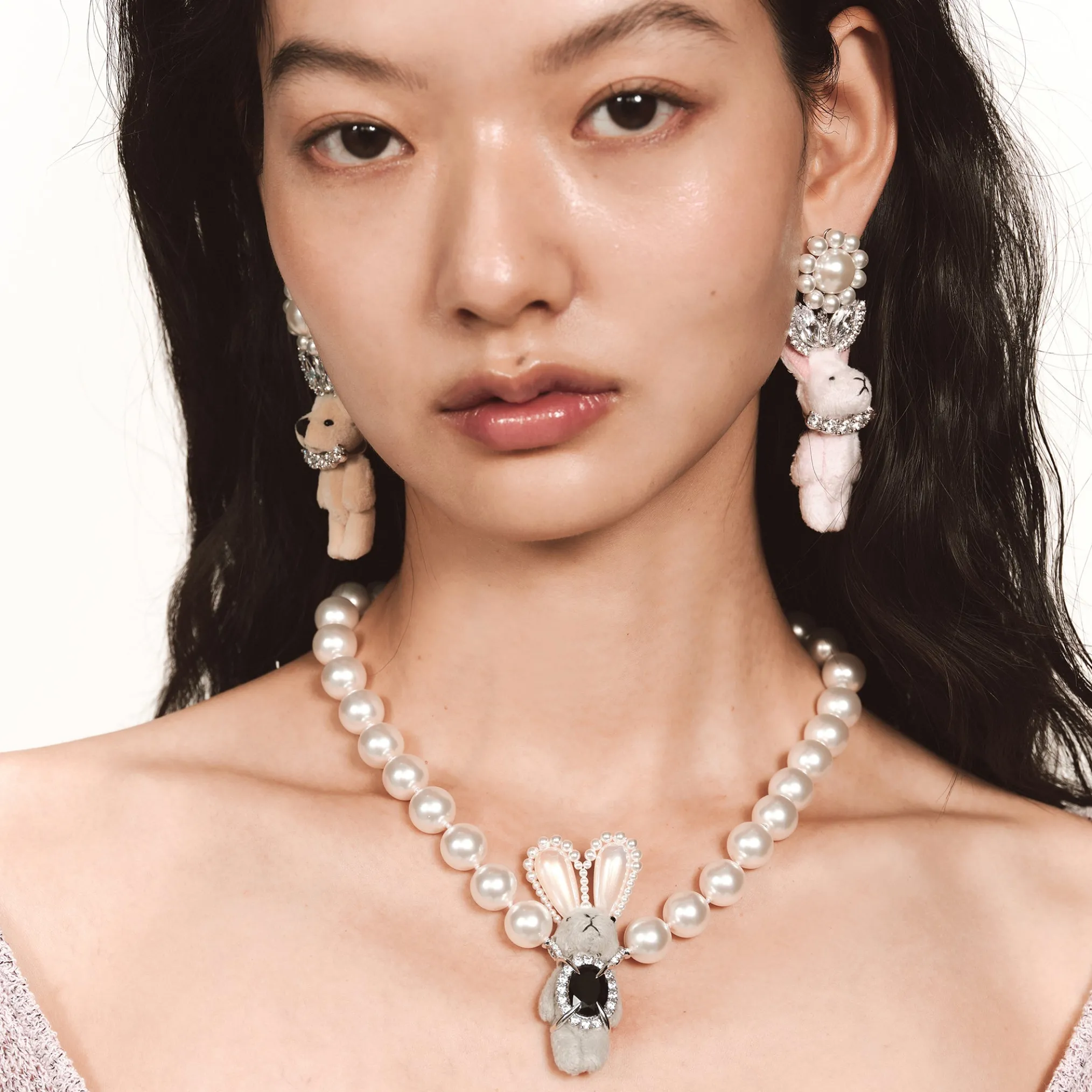 Paradise / Pearl Flower Plush Rabbit Earring