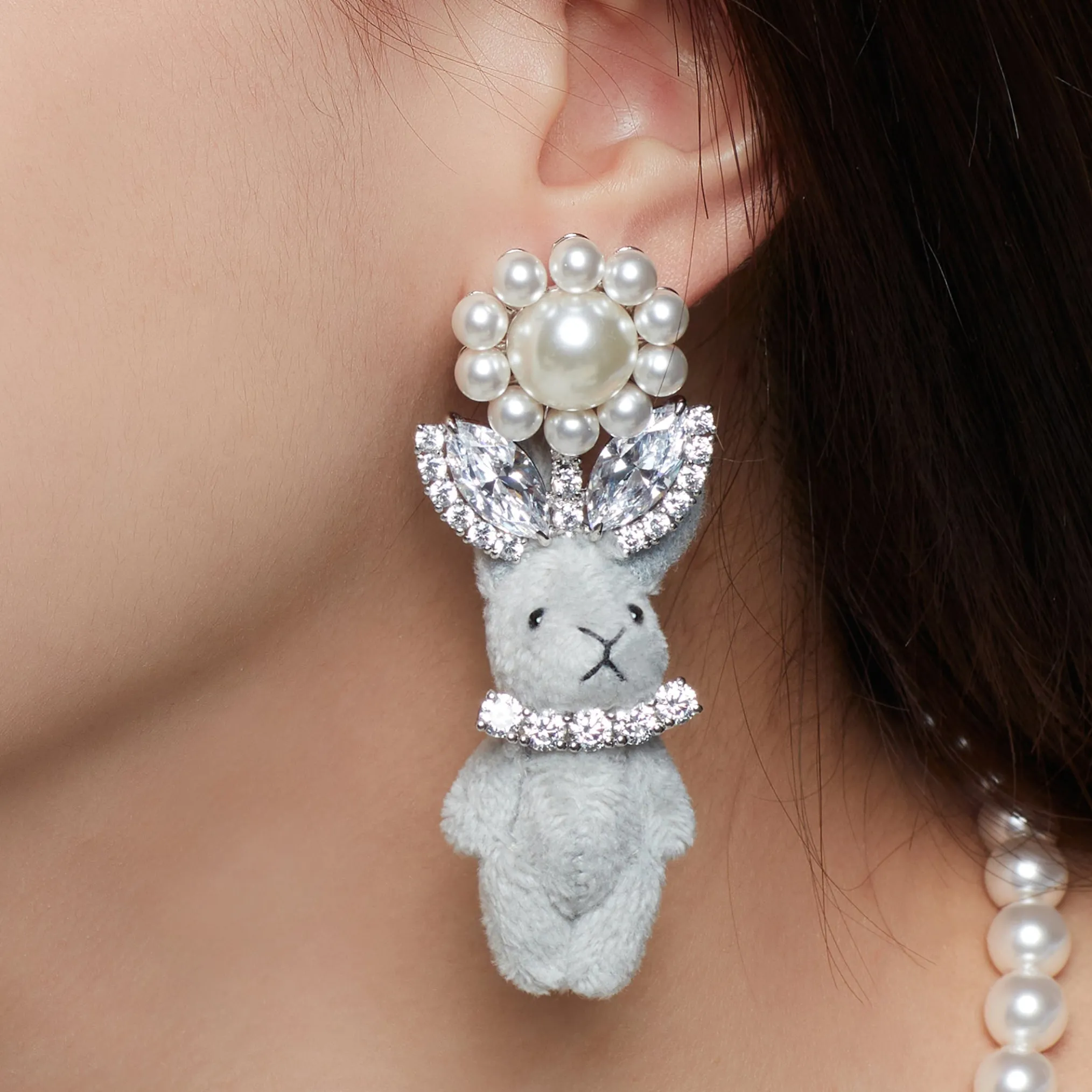 Paradise / Pearl Flower Plush Rabbit Earring
