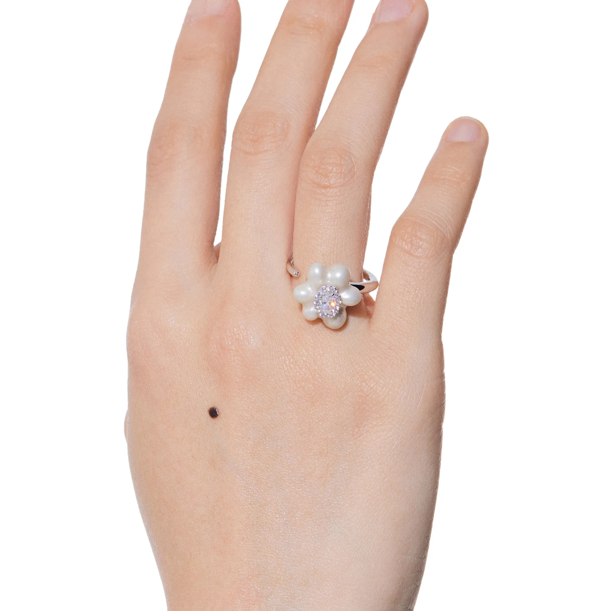 Paradise / Pearlescent Flower Ring