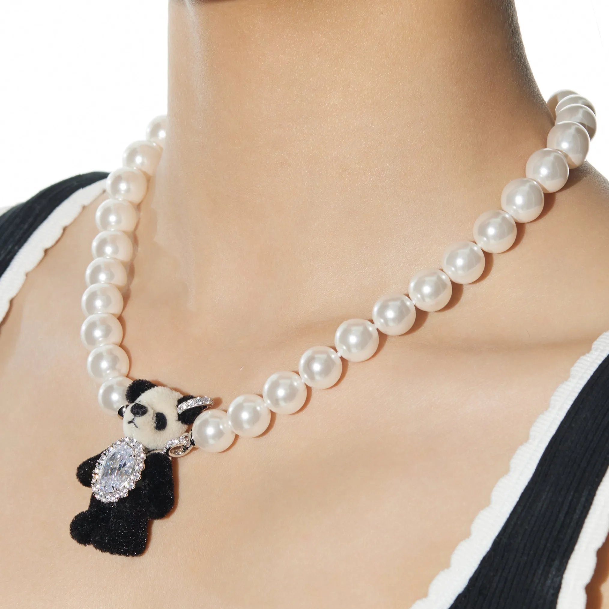 Paradise / Plush Panda Pearl Chain Necklace