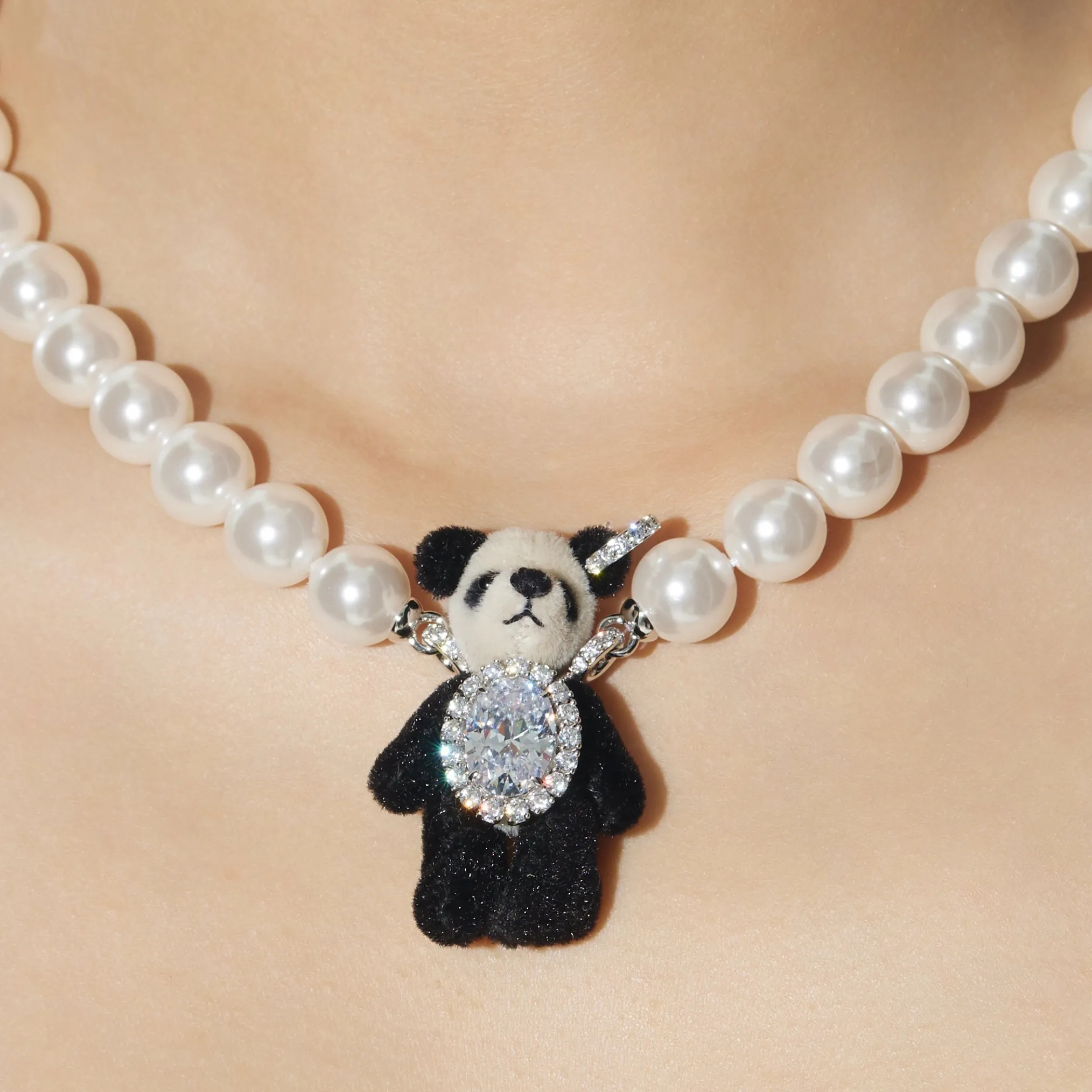 Paradise / Plush Panda Pearl Chain Necklace
