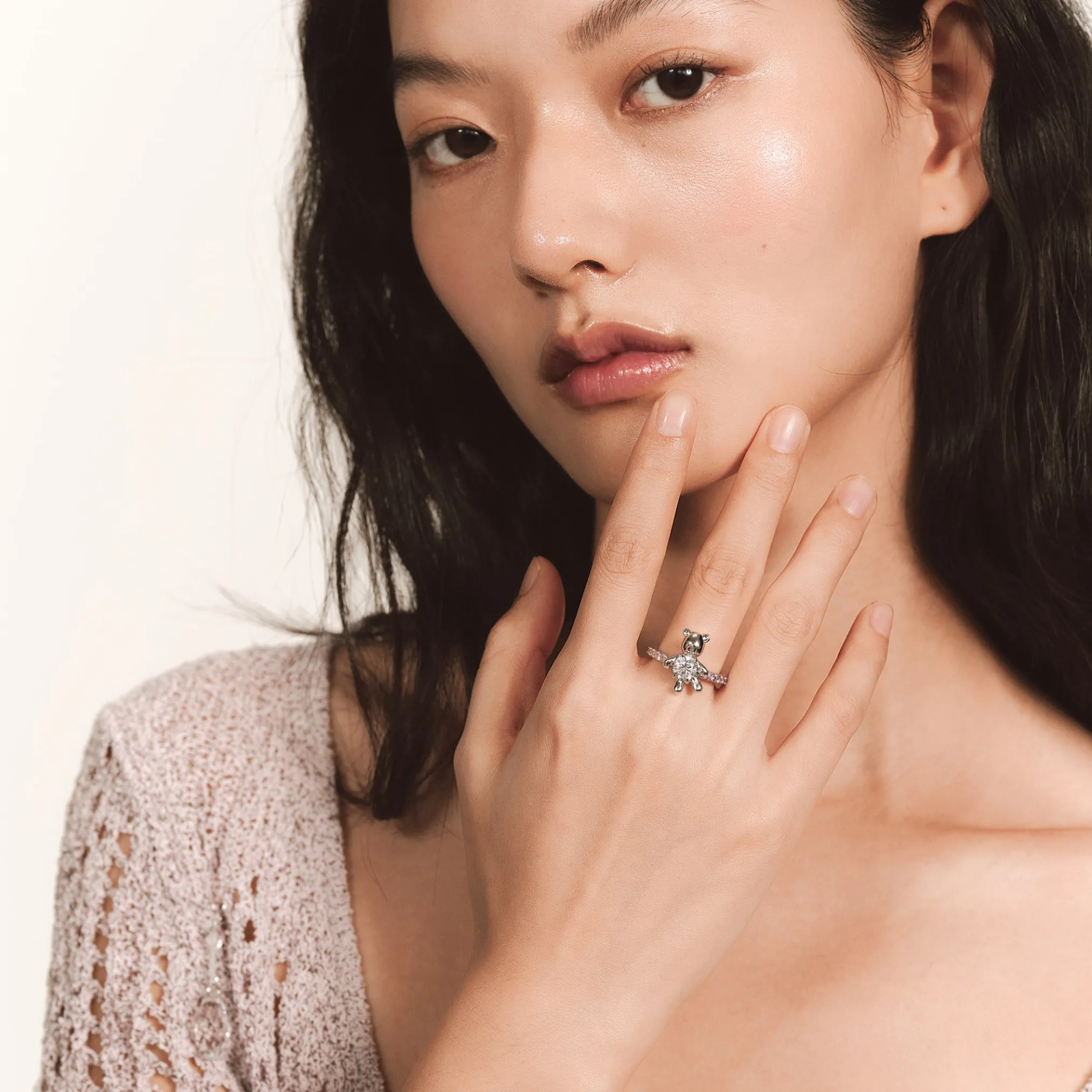 Paradise / Six Claw inlaid Bear Ring