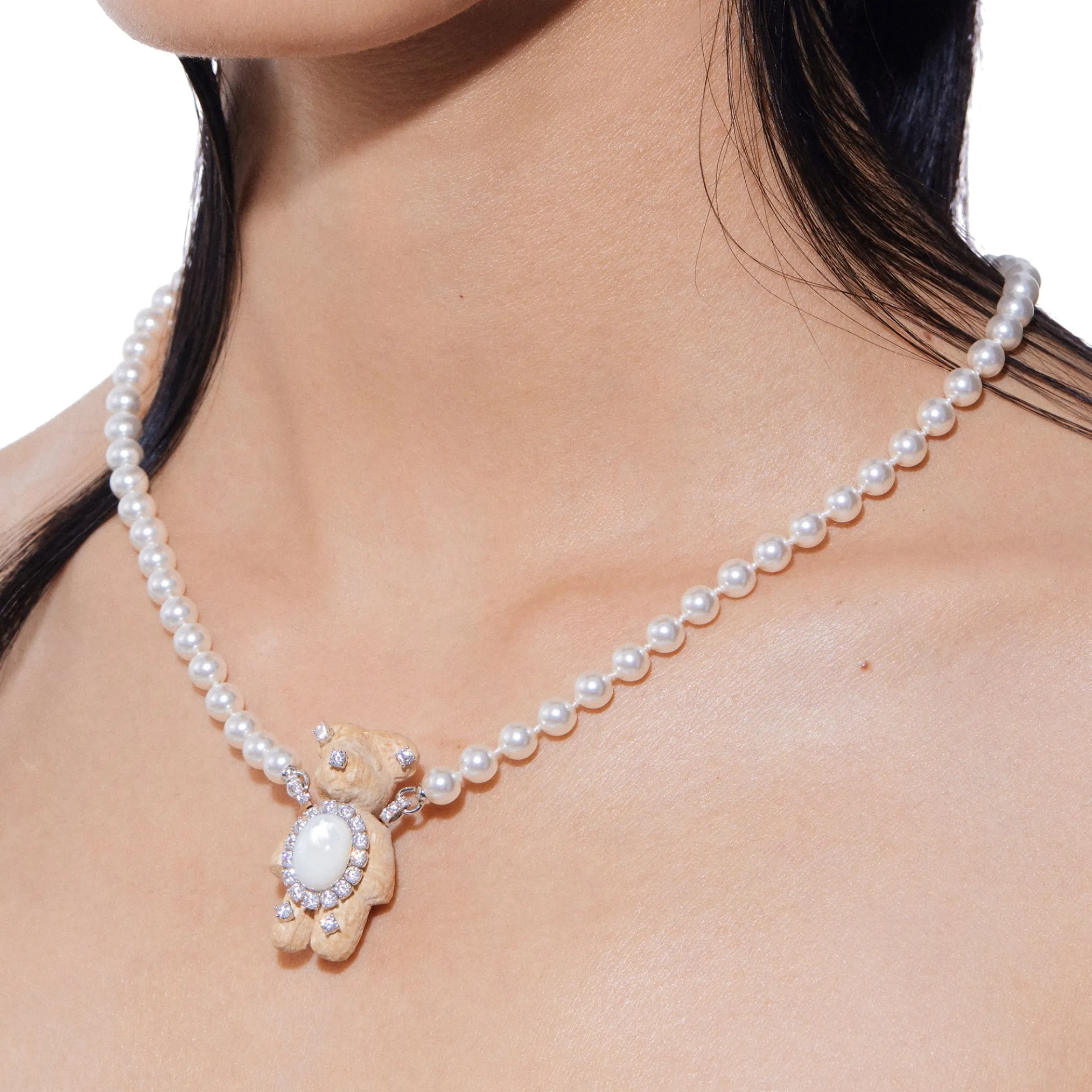 Paradise / Wooden Bear Pearl Necklace