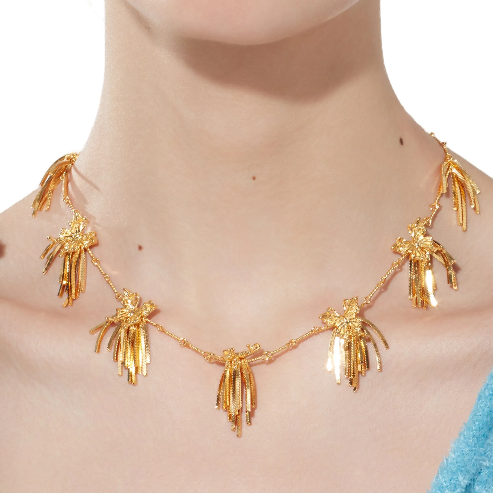 Ripple / Butterfly Cluster Short Tassel Necklace