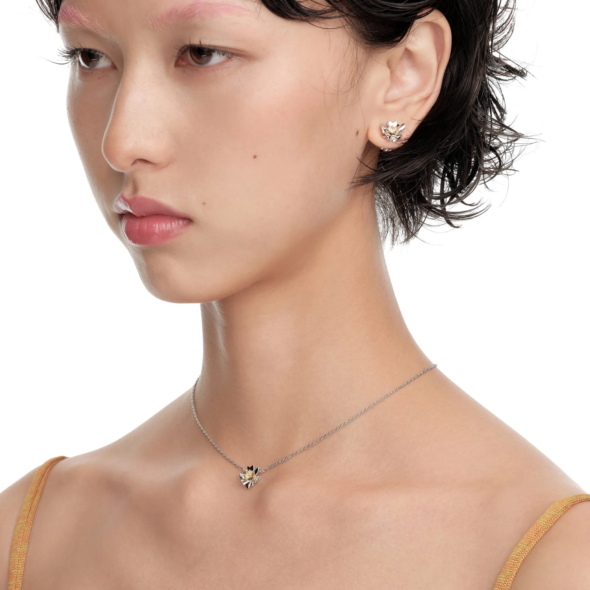 Ripple / Heart Shaped Flower Pendant Necklace