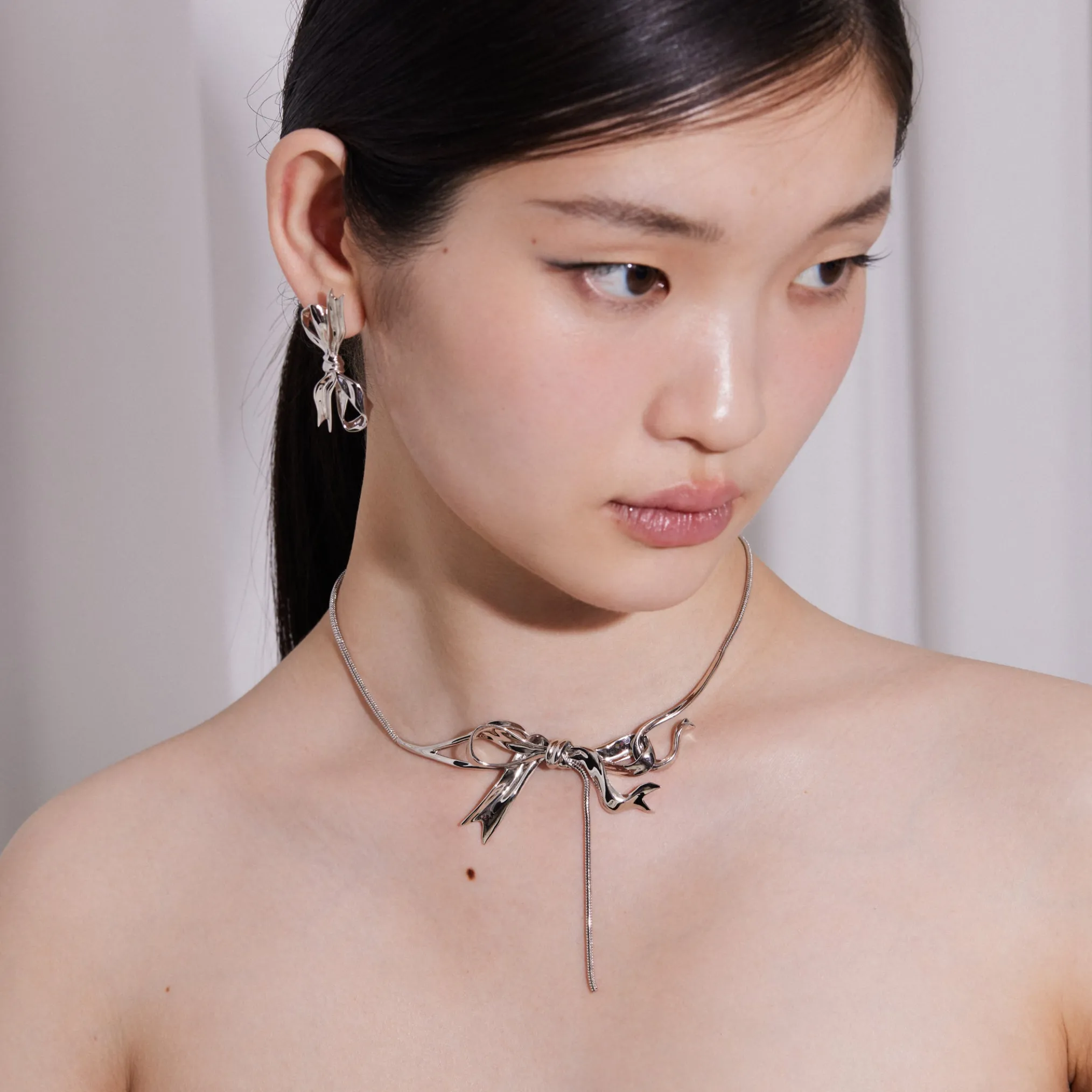 Ripple / Ribbon Bowknot Necklace