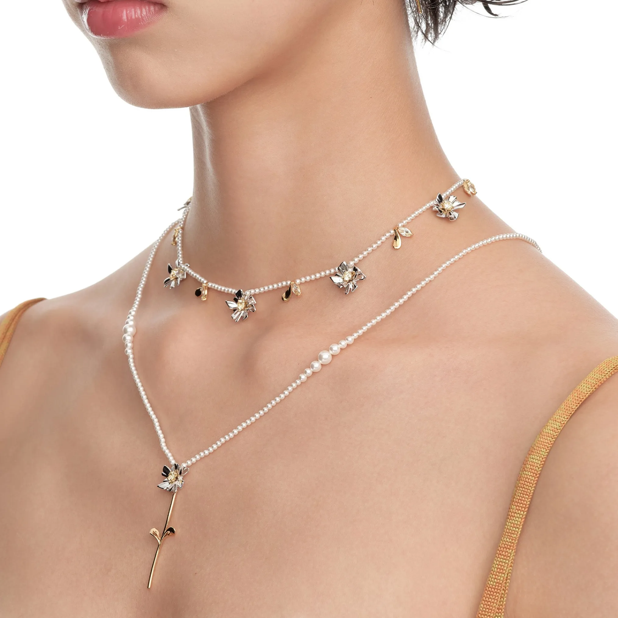 Ripple / Square Flower Pearl Chain Necklace