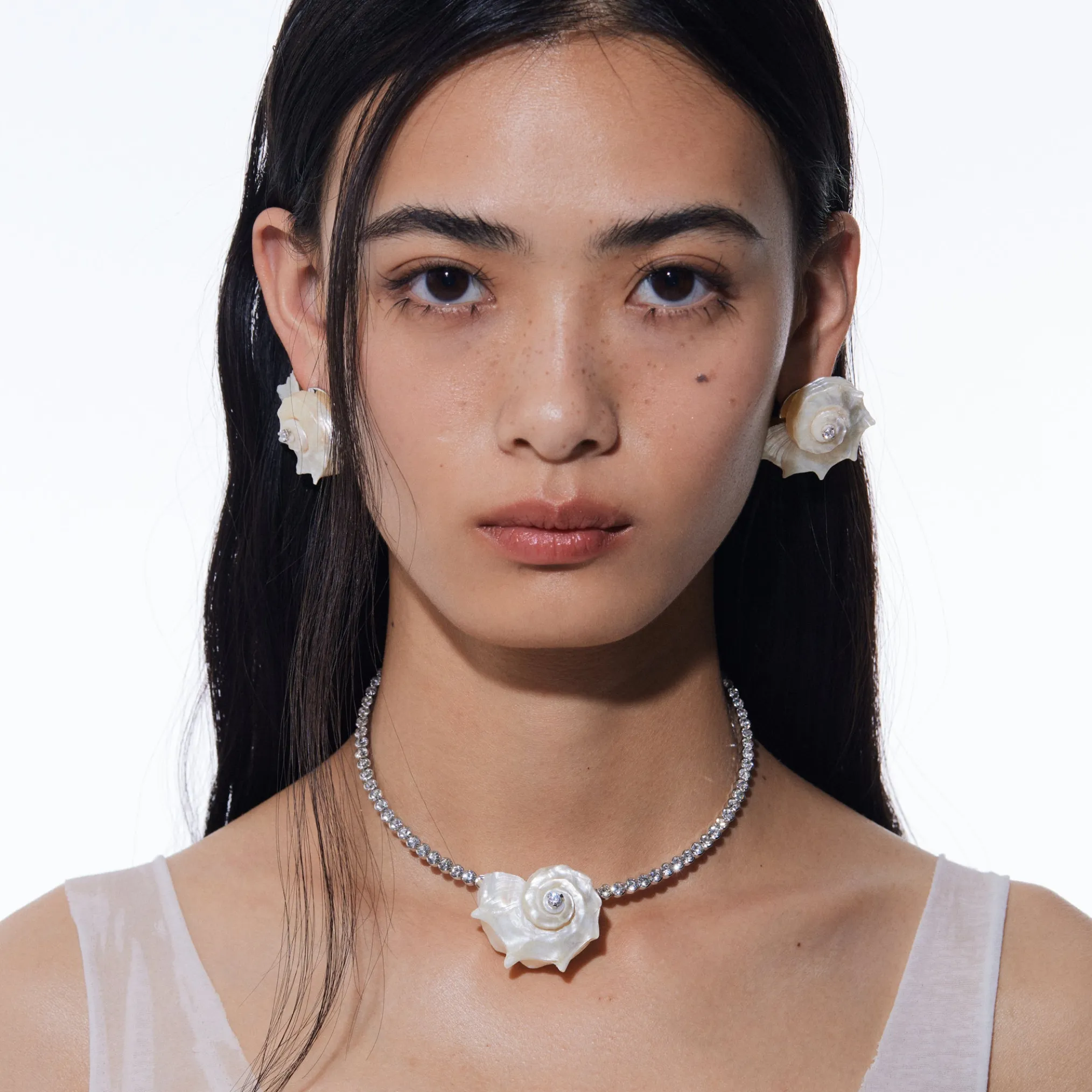 Shell / Natural Shell Conch Choker