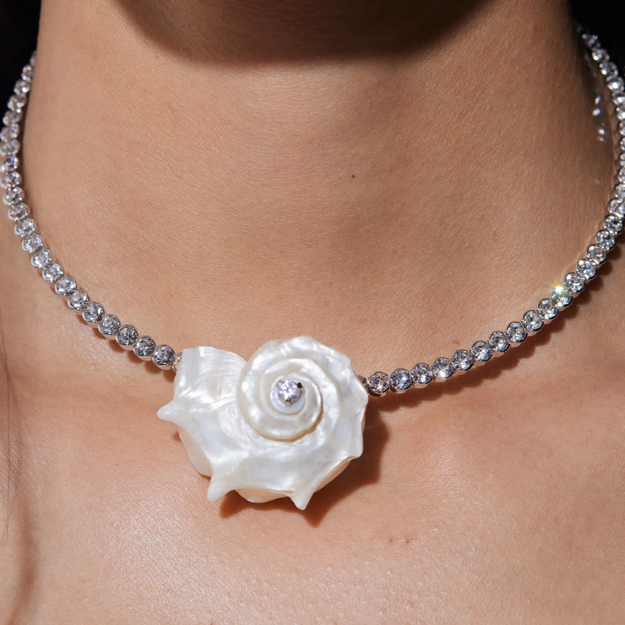 Shell / Natural Shell Conch Choker