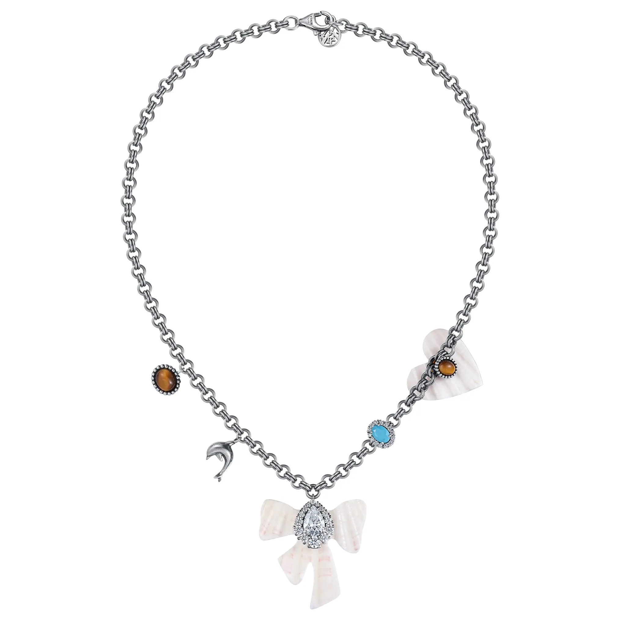 Shell / Shell Shaped Pendant Necklace