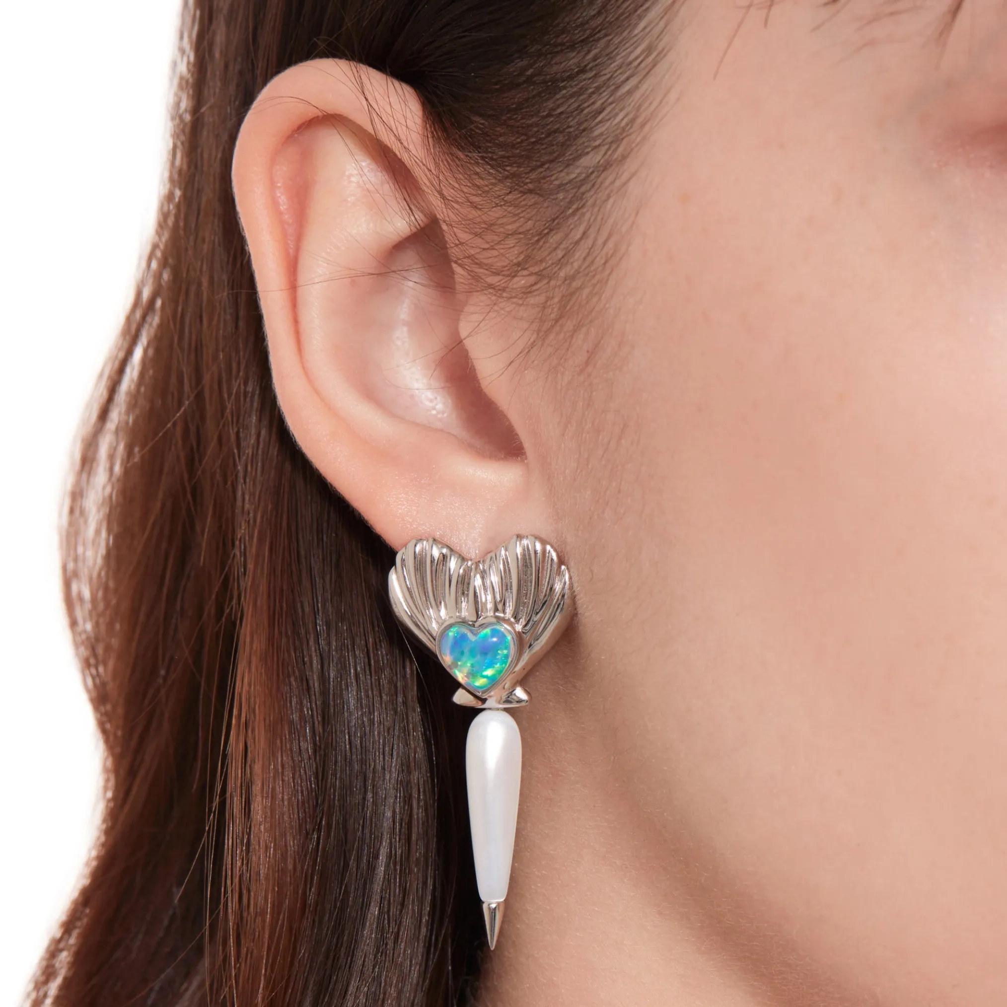 Tasty / Drop Pearl Heart Shell Earring