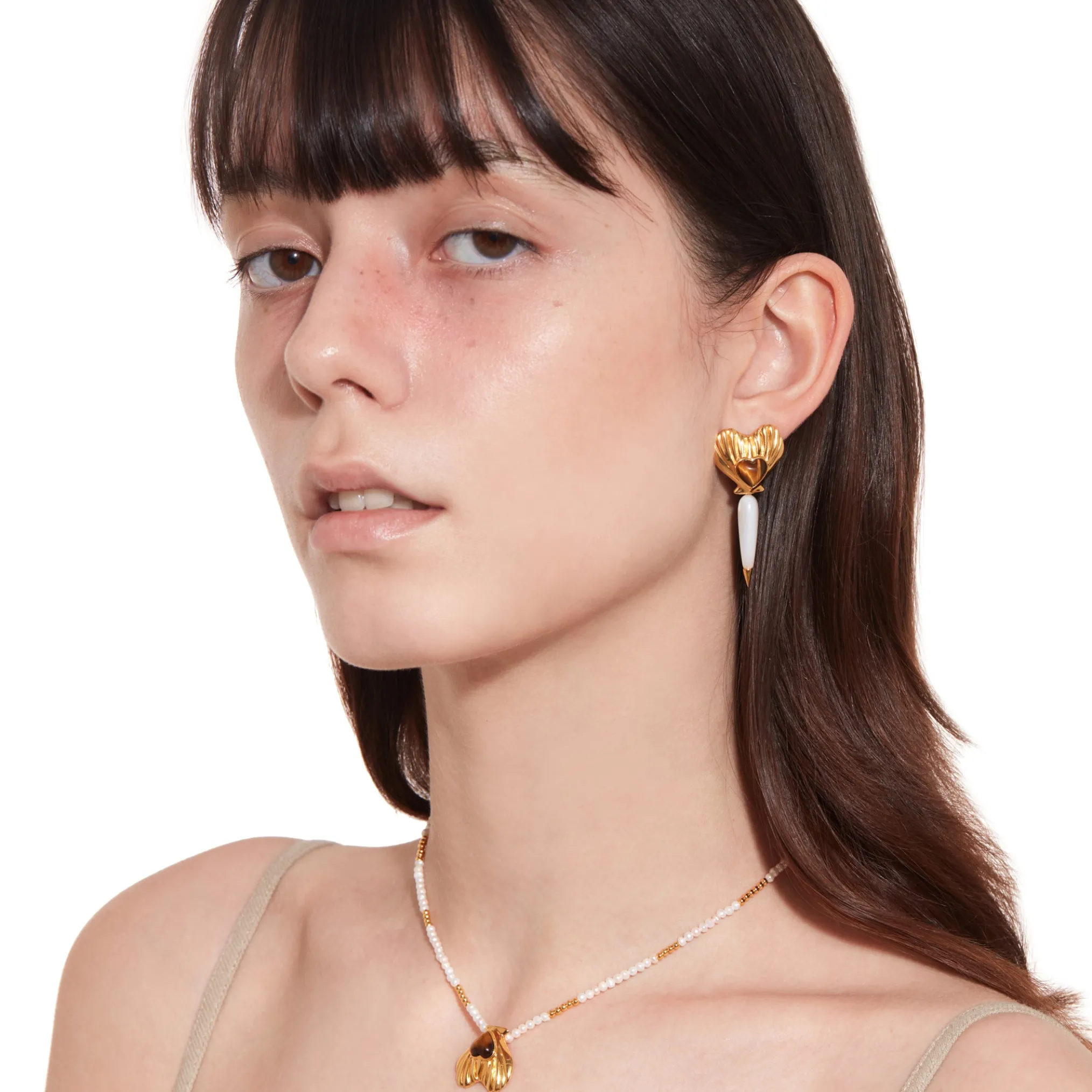Tasty / Drop Pearl Heart Shell Earring
