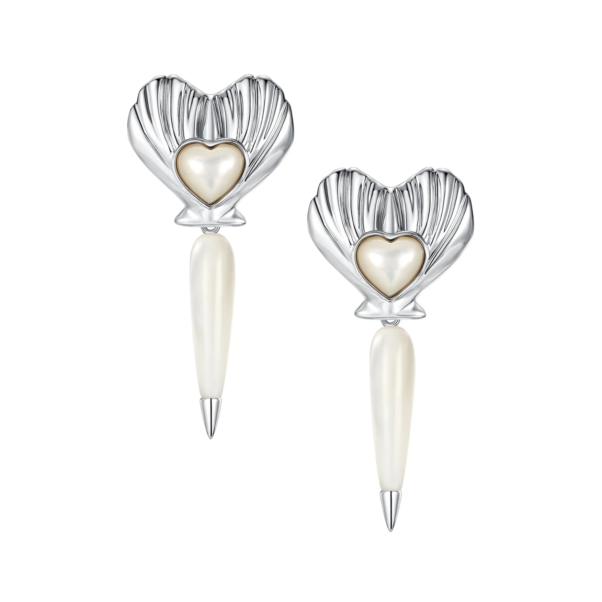 Tasty / Drop Pearl Heart Shell Earring