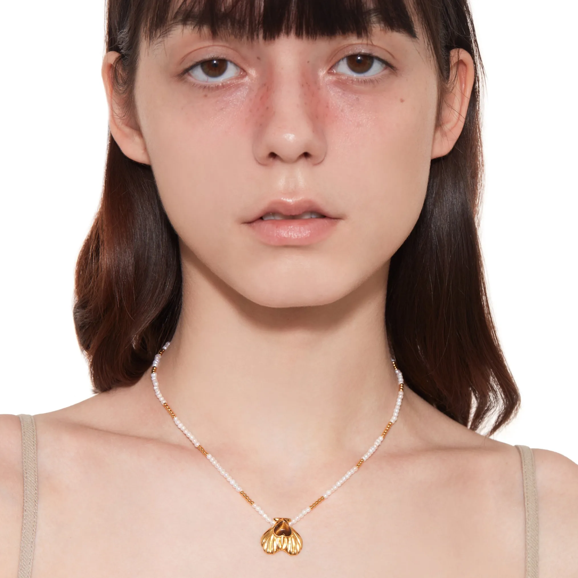 Tasty / Heart Shape Metal Pendant Pearl Necklace