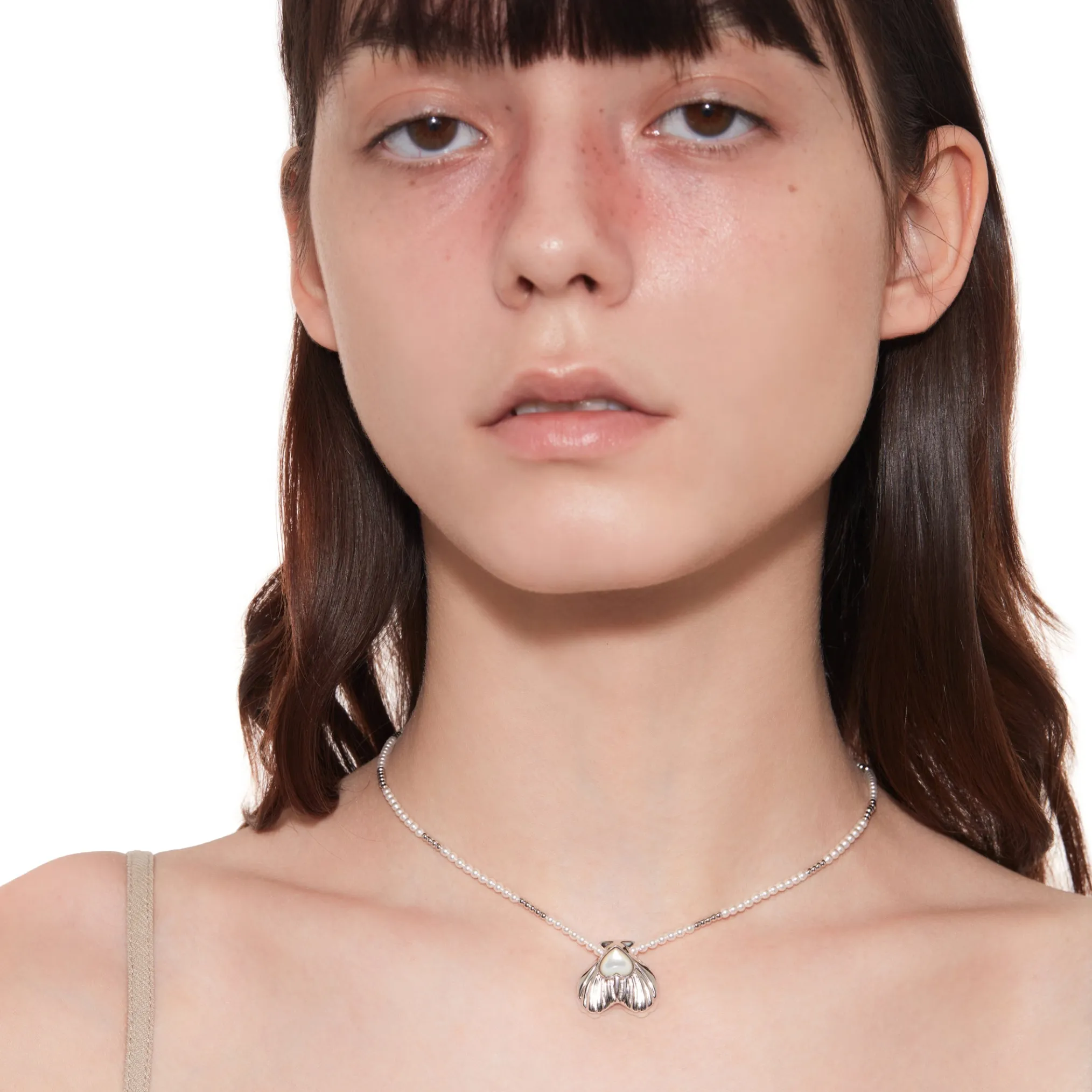 Tasty / Heart Shape Metal Pendant Pearl Necklace