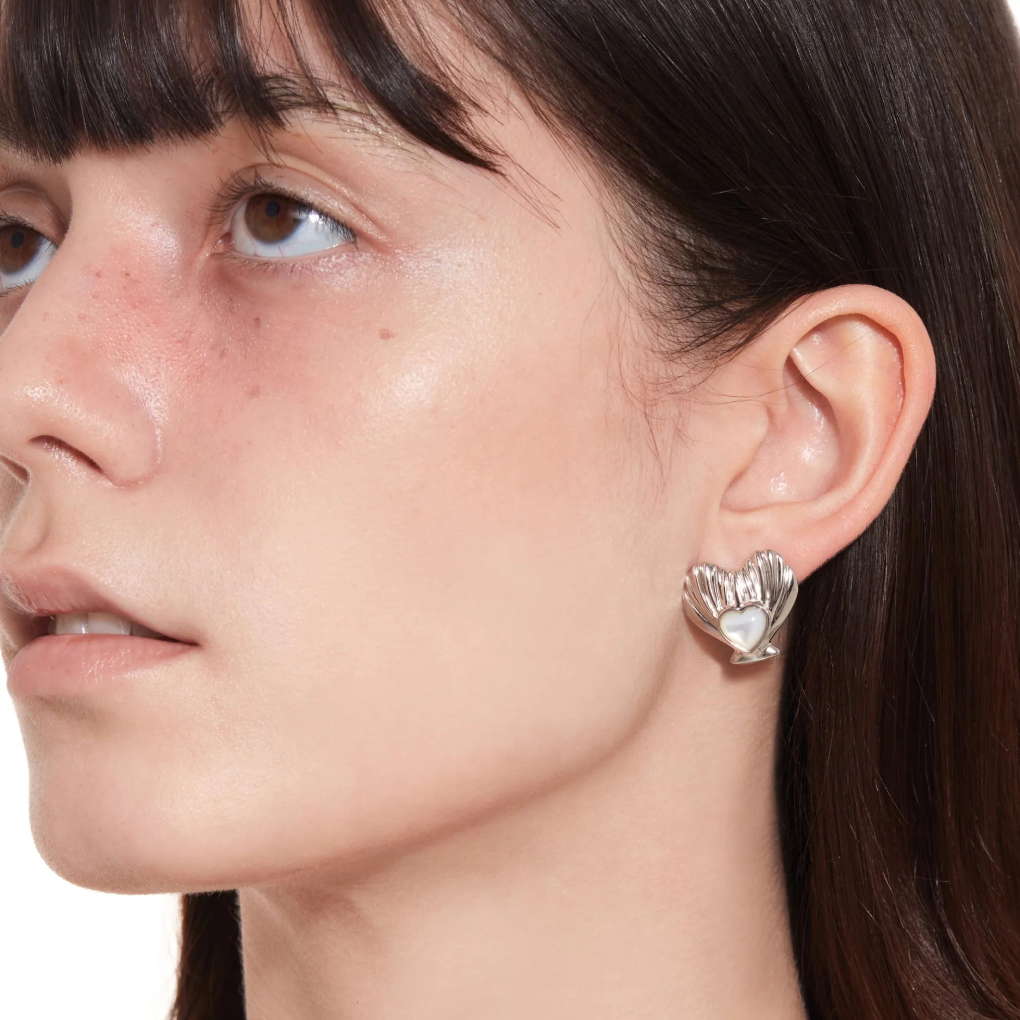 Tasty / Heart Shaped Shell Earring