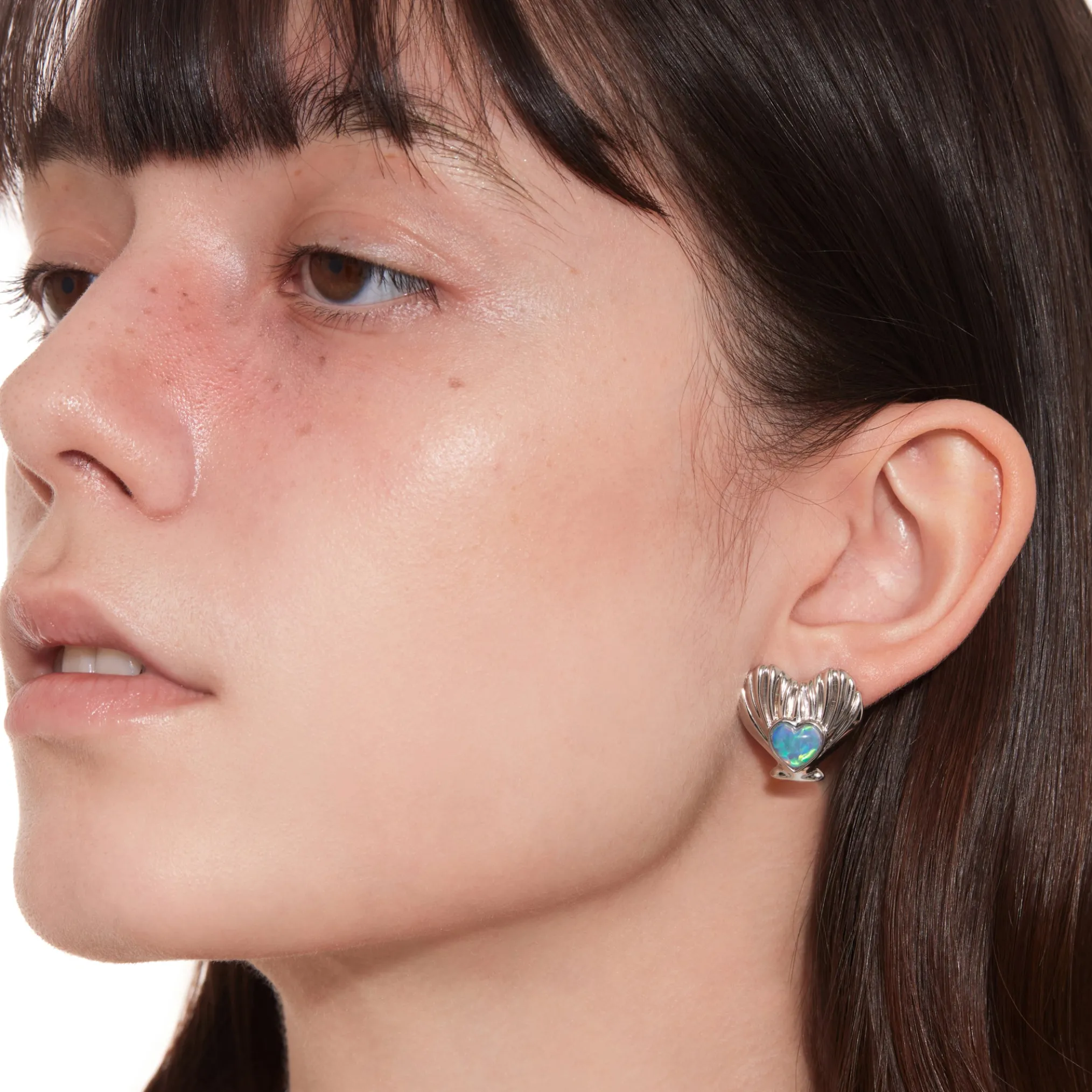 Tasty / Heart Shaped Shell Earring