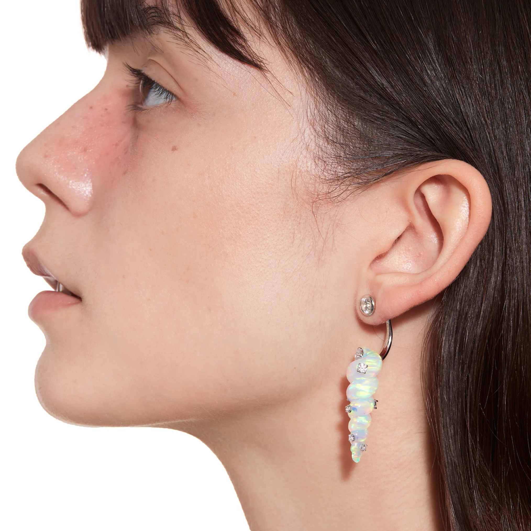 Tasty / Pointed Conch Long Earring