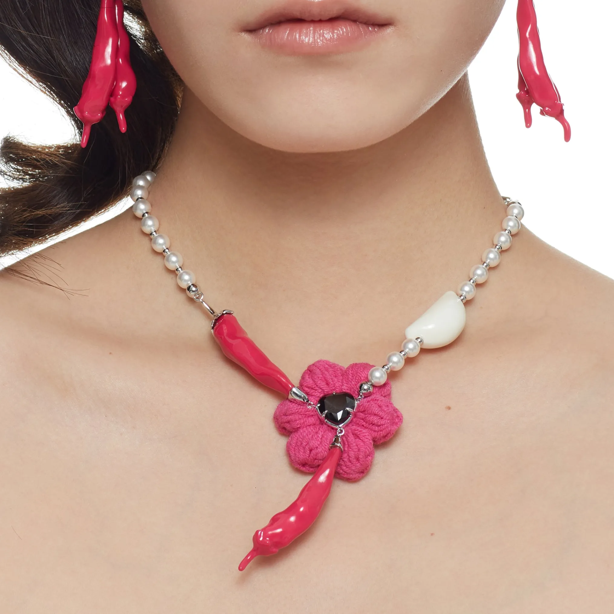 YVMIN X Cacien / Heart Gem Chili Pearl Necklace