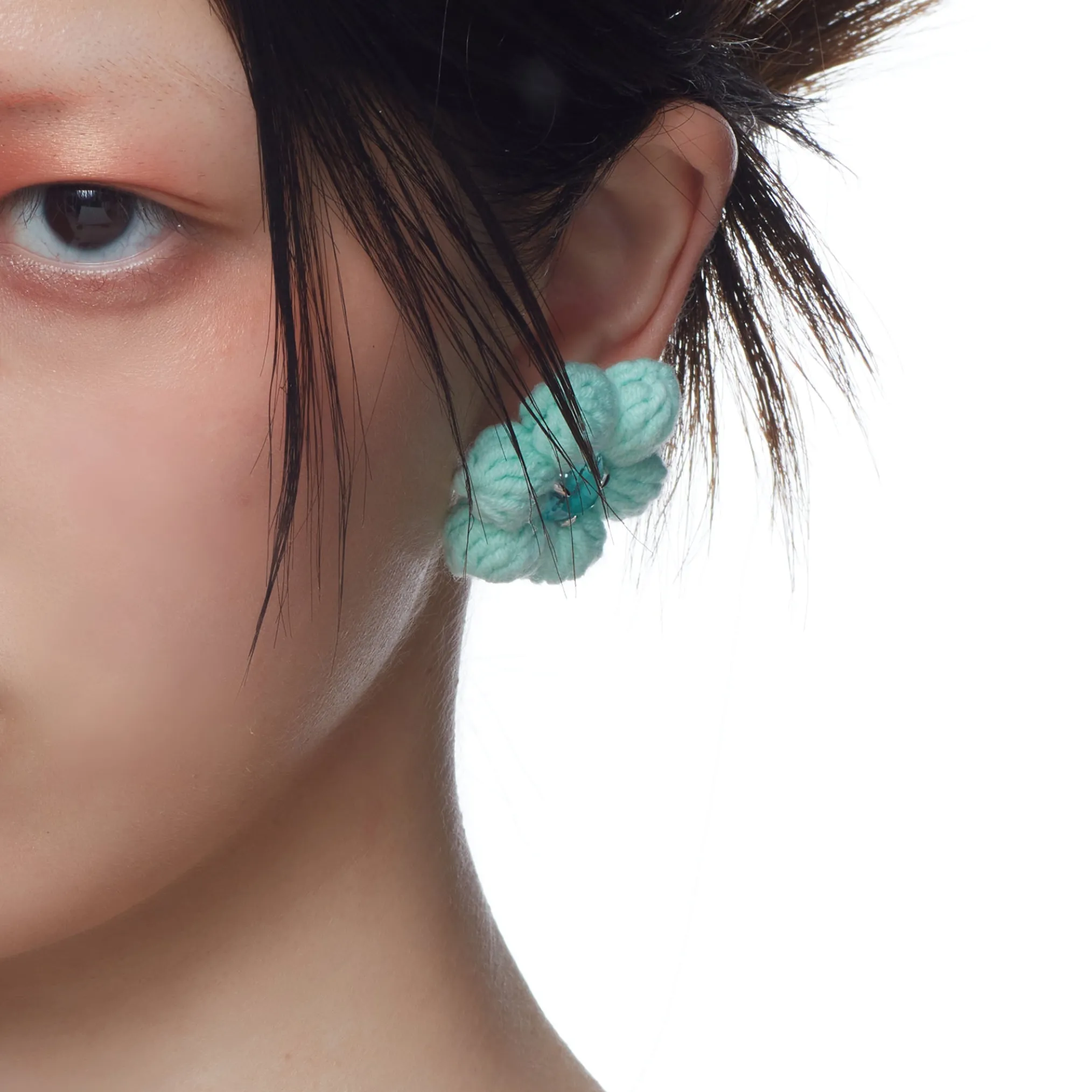 YVMIN X Cacien / Plush Garlic Flower Earrings