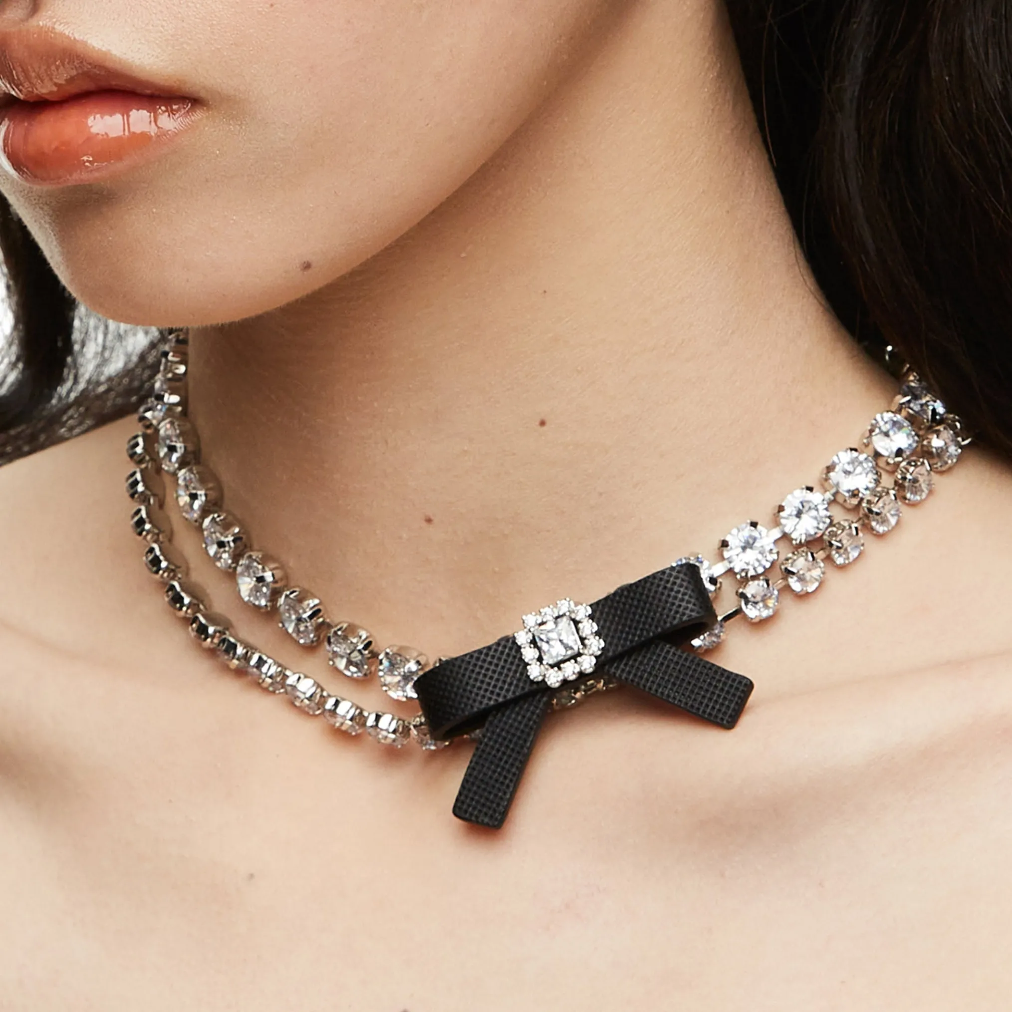 YVMIN X SHUSHUTONG / Rubber Bow Gemstone Necklace