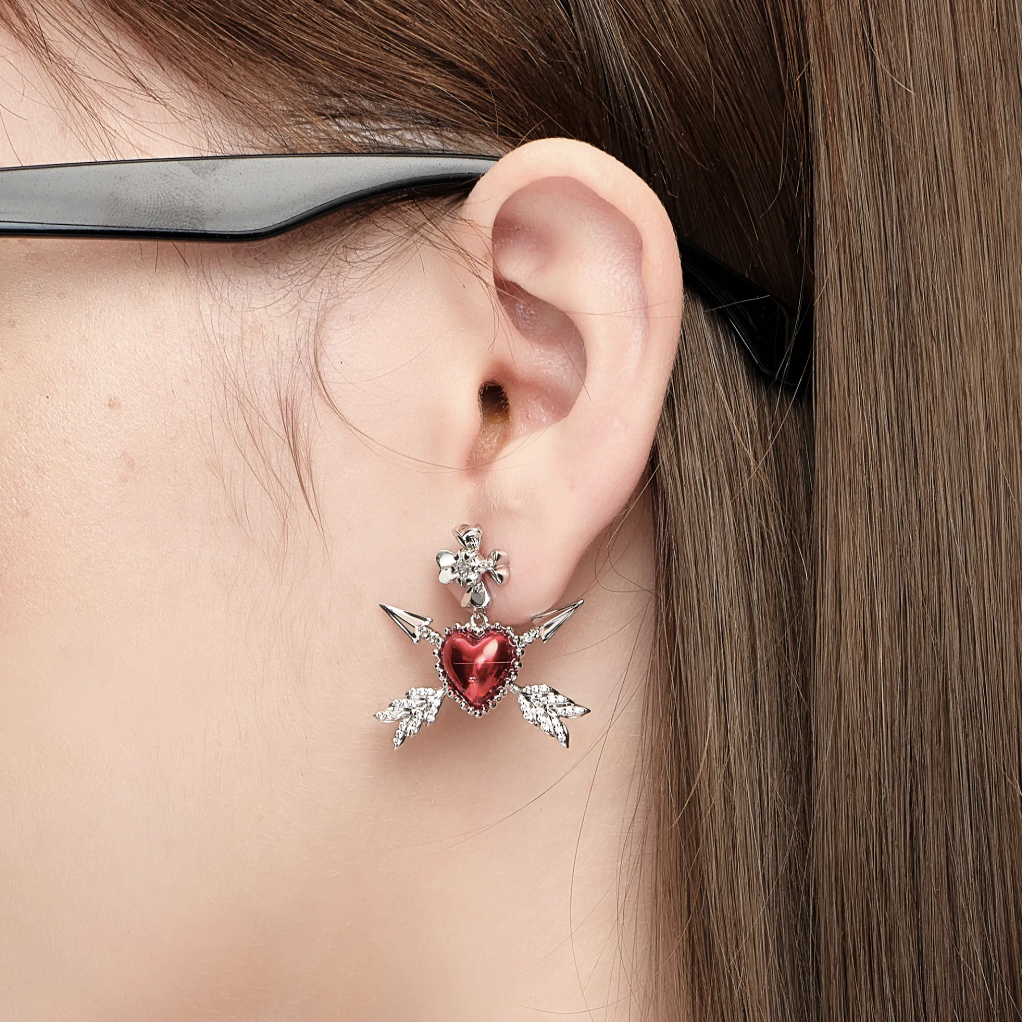 YVMIN X SHUSHUTONG / Double Arrow Heart Earring