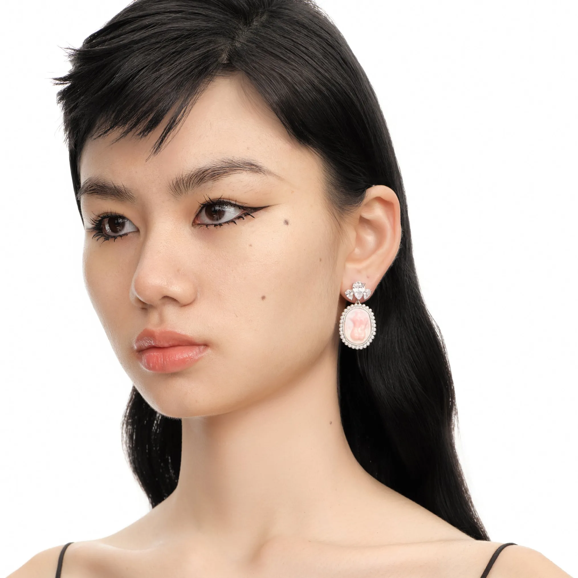 YVMIN X SHUSHUTONG / Shell Sculpture Back Pearl Earrings