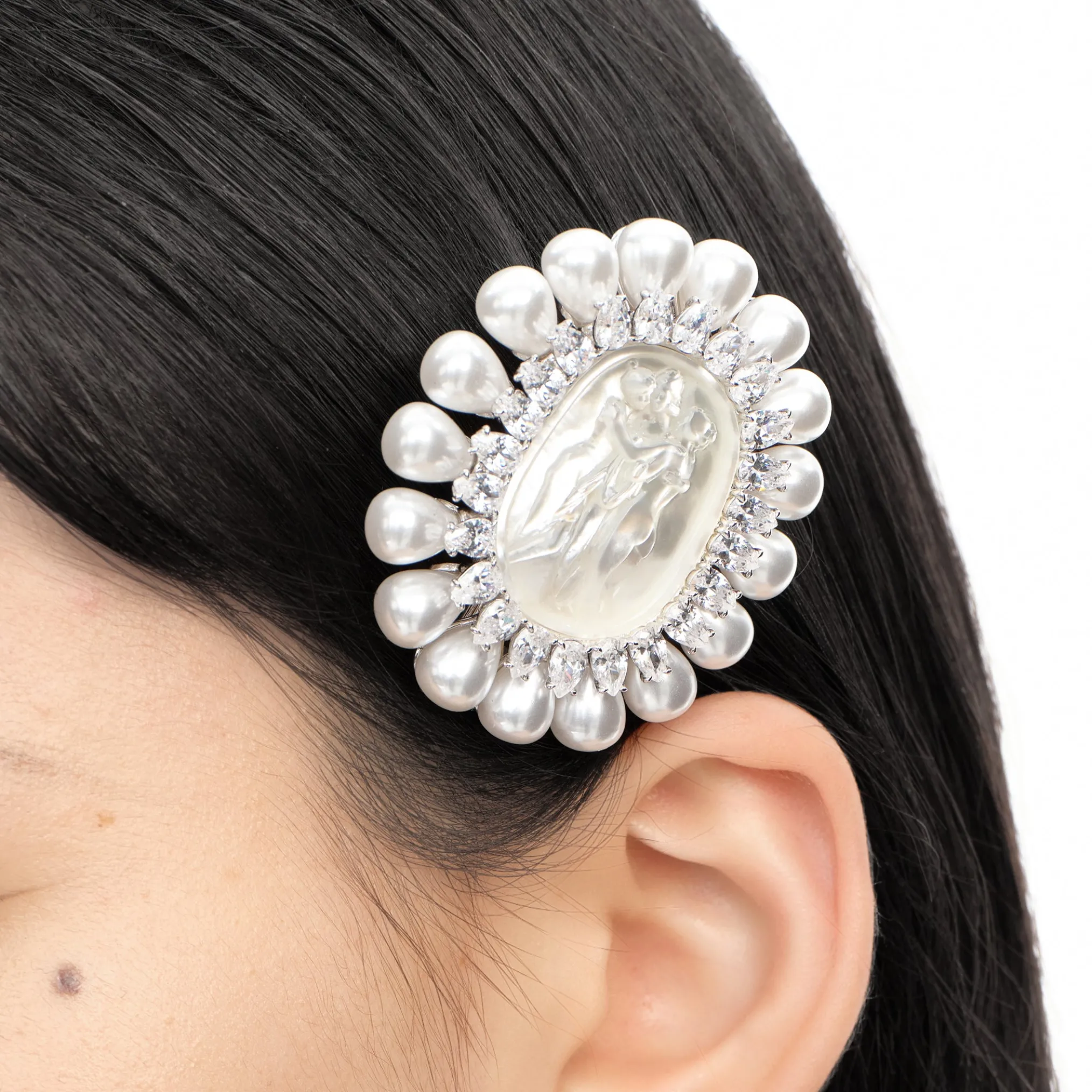 YVMIN X SHUSHUTONG / Shell Sculpture Pearl Hair Pin
