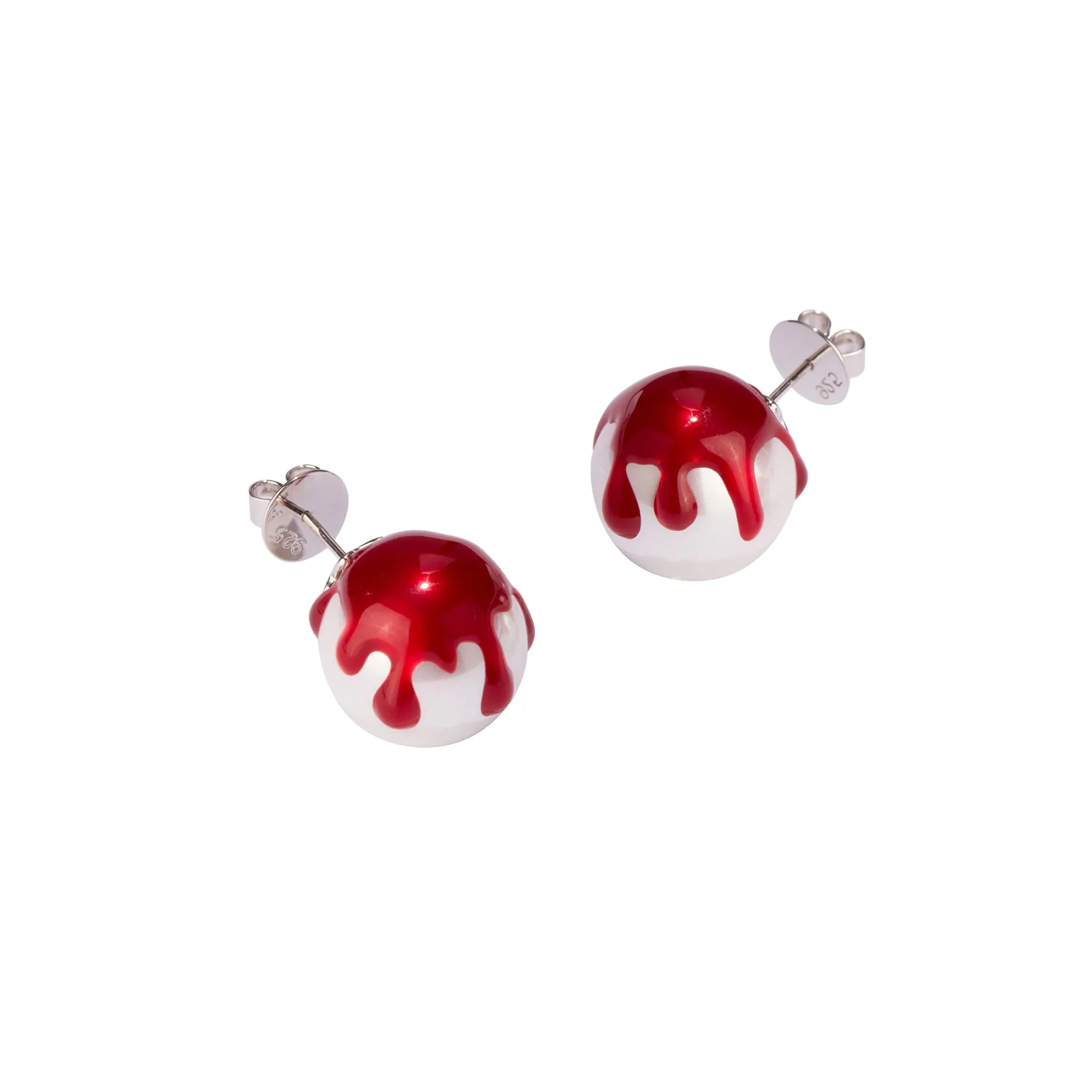 YVMIN X SHUSHUTONG / Bloody Pearl Earring