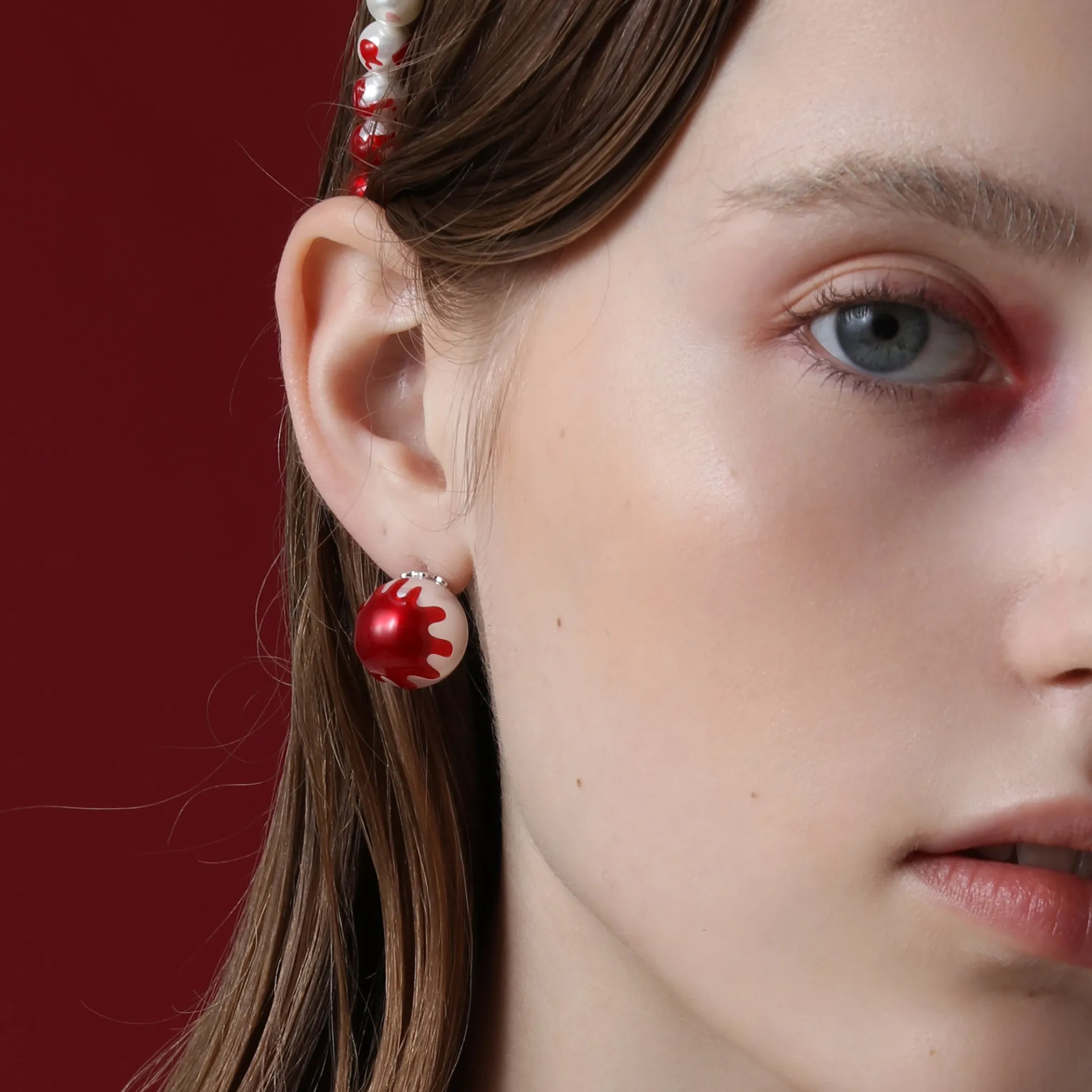 YVMIN X SHUSHUTONG / Bloody Pearl Earring