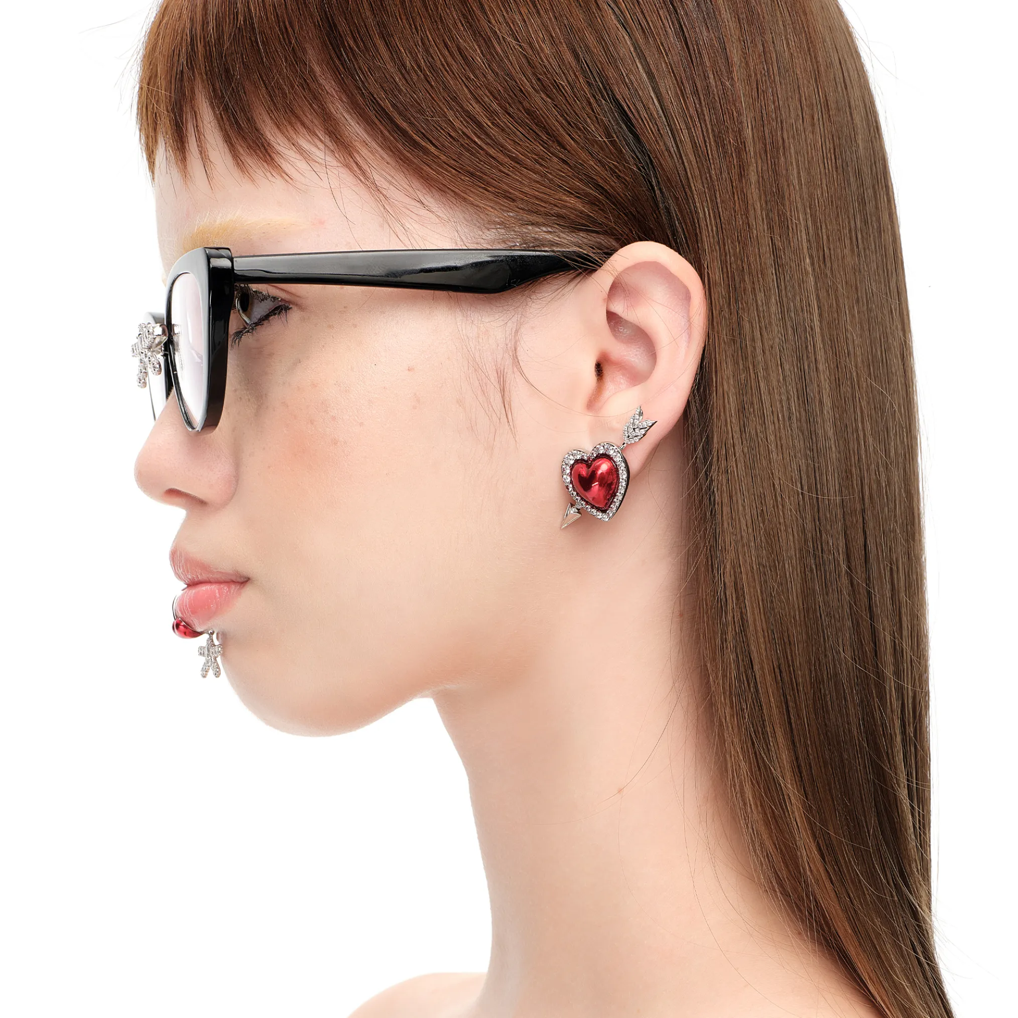 YVMIN X SHUSHUTONG / Single Arrow Heart Earring