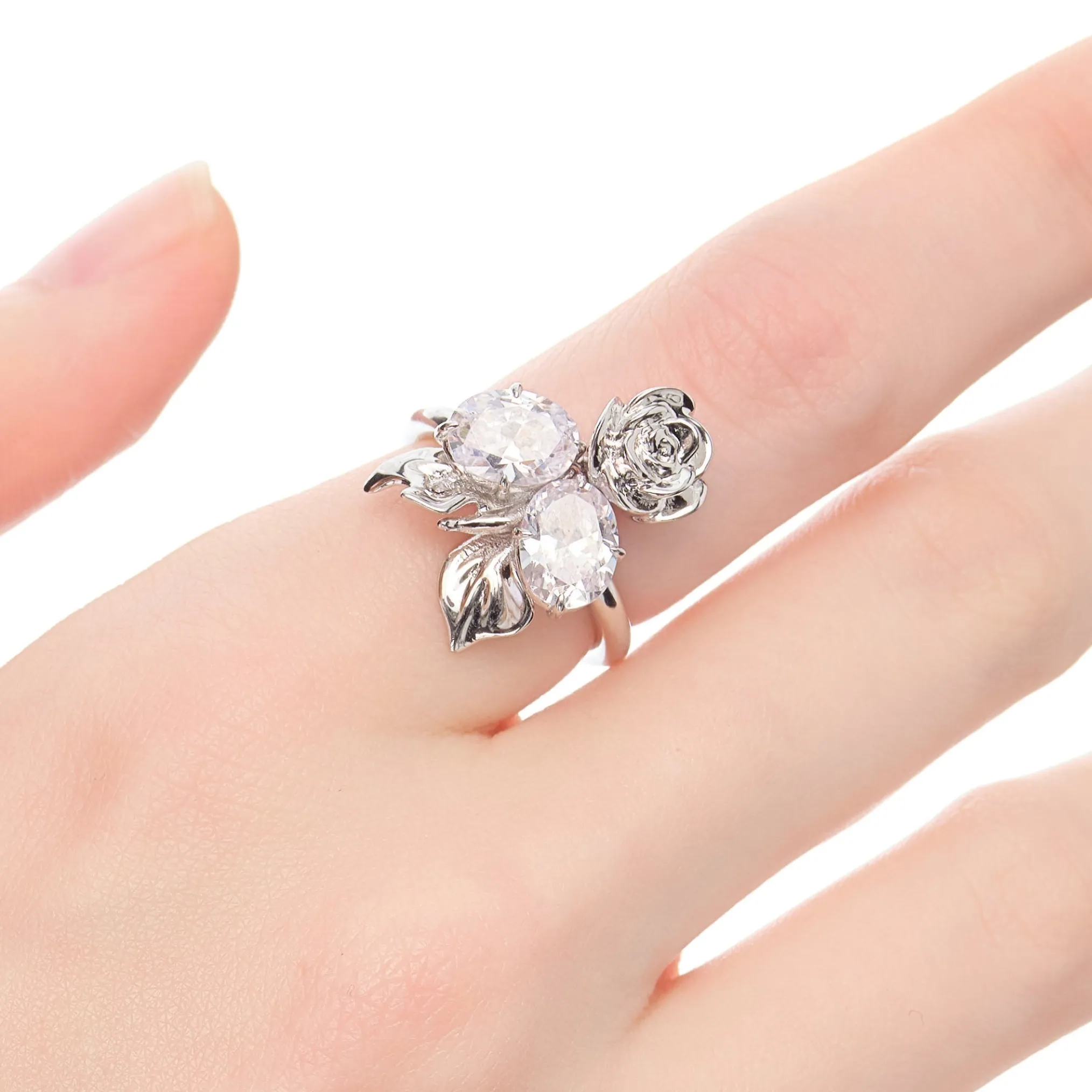 YVMIN X SHUSHUTONG / Inverted Floral Metal Rose Ring