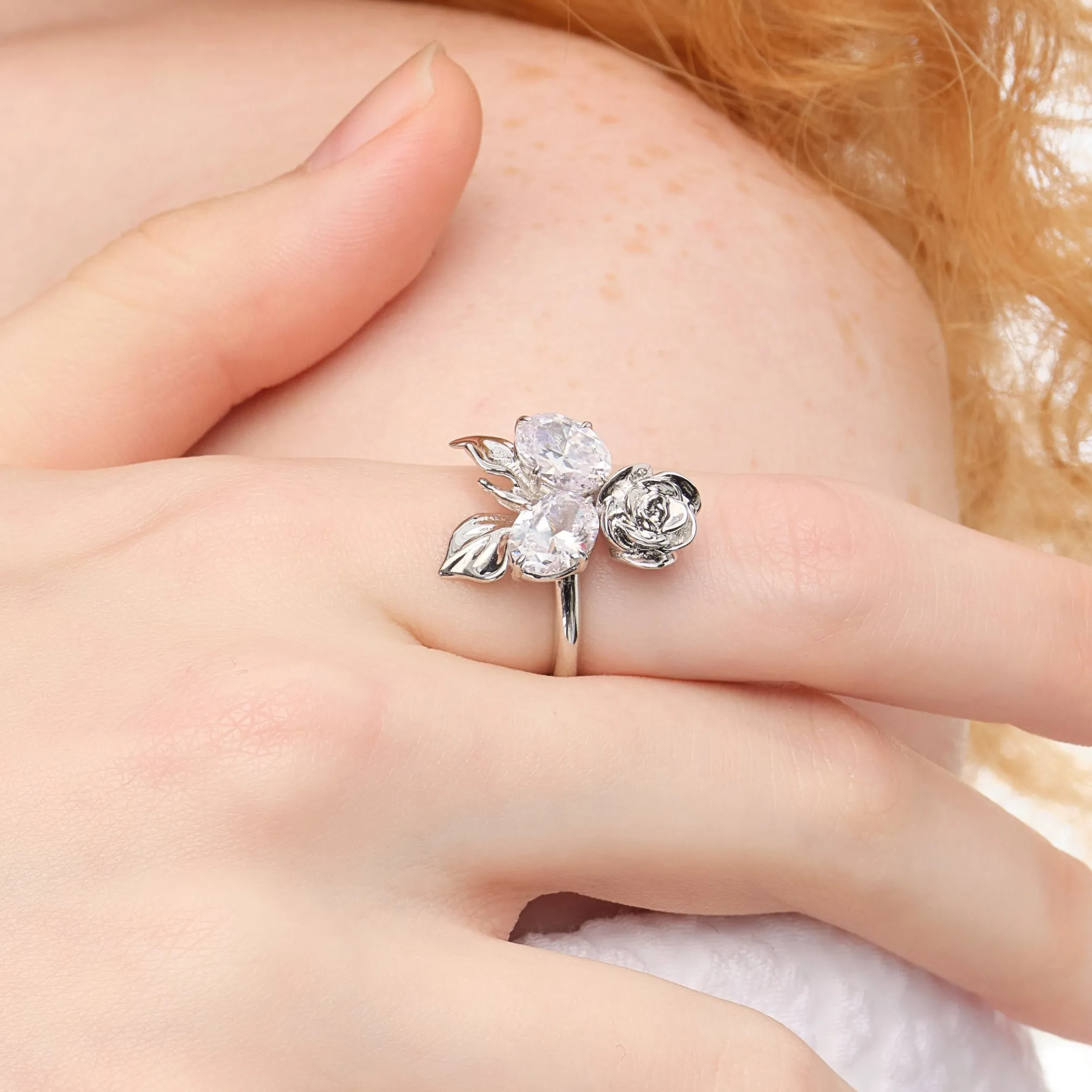 YVMIN X SHUSHUTONG / Inverted Floral Metal Rose Ring