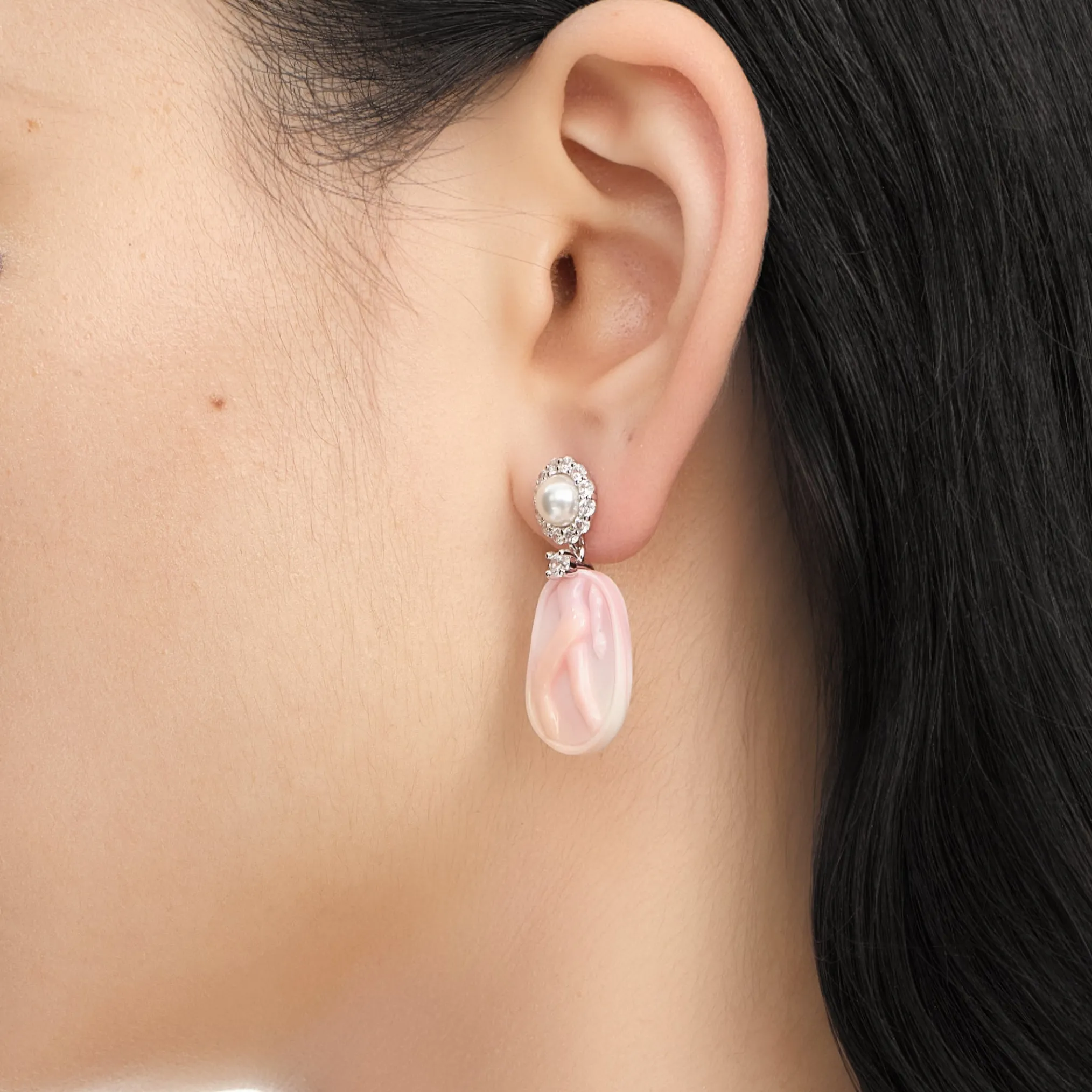 YVMIN X SHUSHUTONG / Shell Sculpture Pearl Drop Earrings
