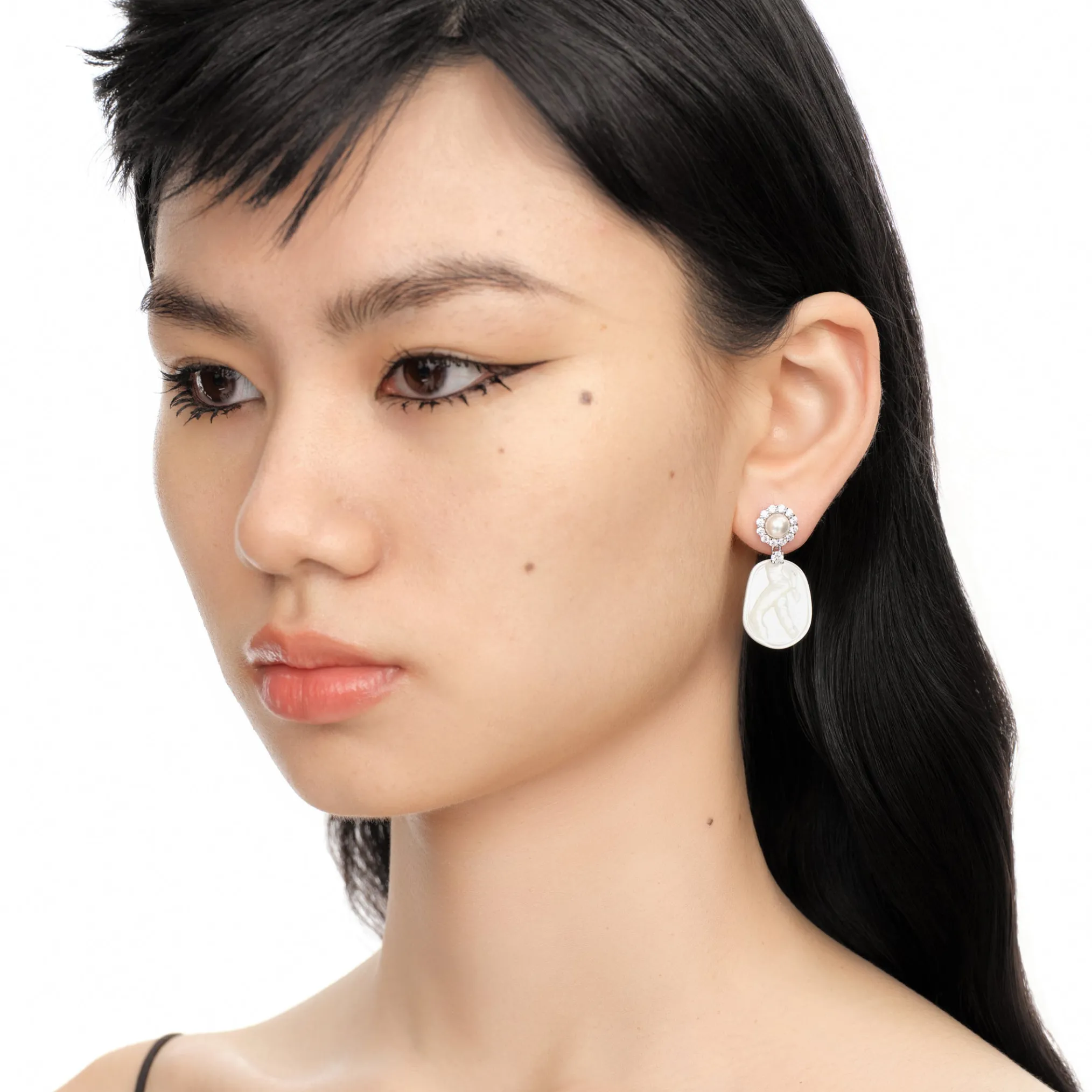 YVMIN X SHUSHUTONG / Shell Sculpture Pearl Drop Earrings
